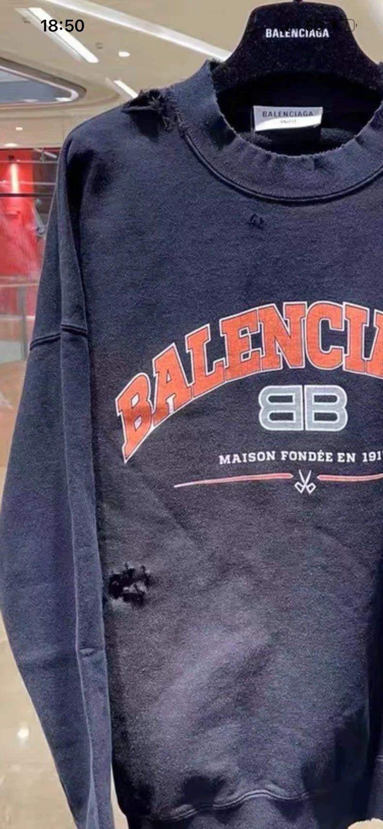 Balenciaga Balenciaga Maison Washed Black 1917bb Round Neck Hoodie Size US M / EU 48-50 / 2 - 8 Thumbnail