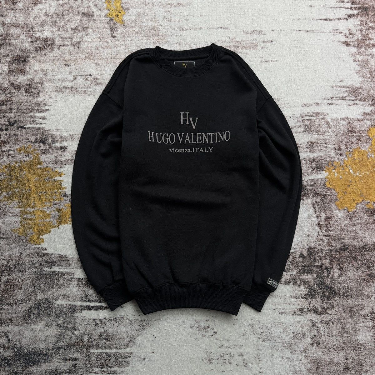 Japanese Brand VINTAGE HV HUGO VALENTINO VICENZA ITALY SPELL OUT Size US L / EU 52-54 / 3 - 1 Thumbnail