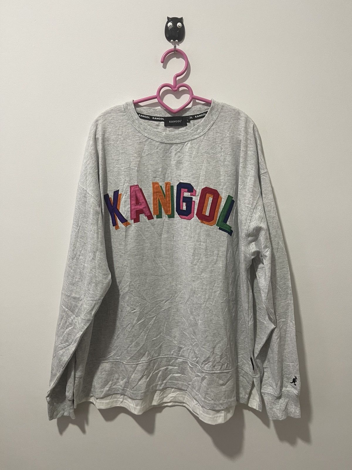 Kangol Rare KANGOL Spell Out Multicolor Embroidered Style LS Tee Size US L / EU 52-54 / 3 - 1 Thumbnail