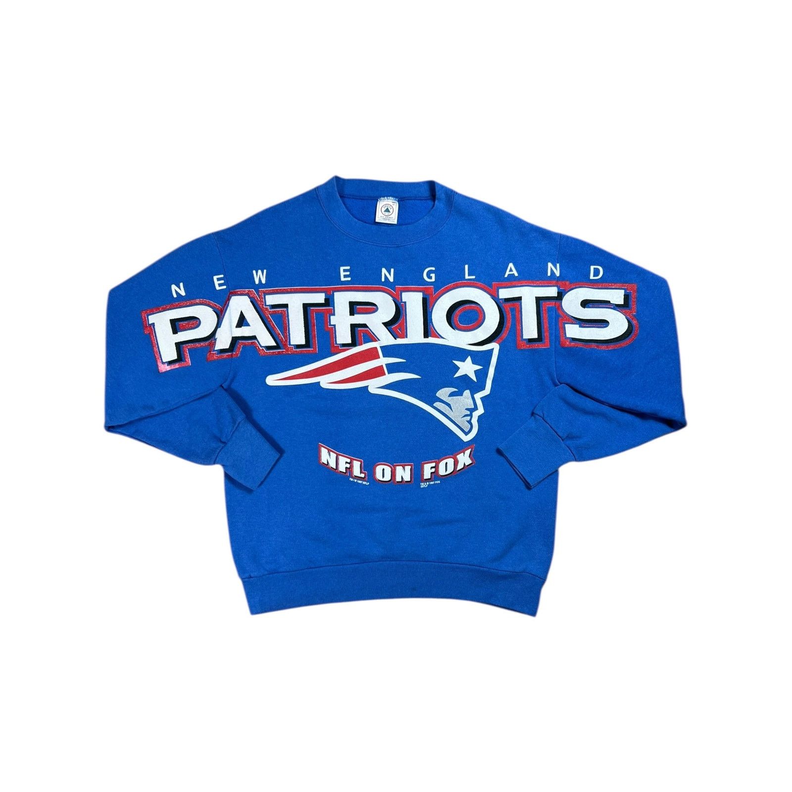 Delta × NFL × Vintage Vintage 1997 New England Patriots NFL Fox Spell Out Crewneck Size US M / EU 48-50 / 2 - 1 Thumbnail