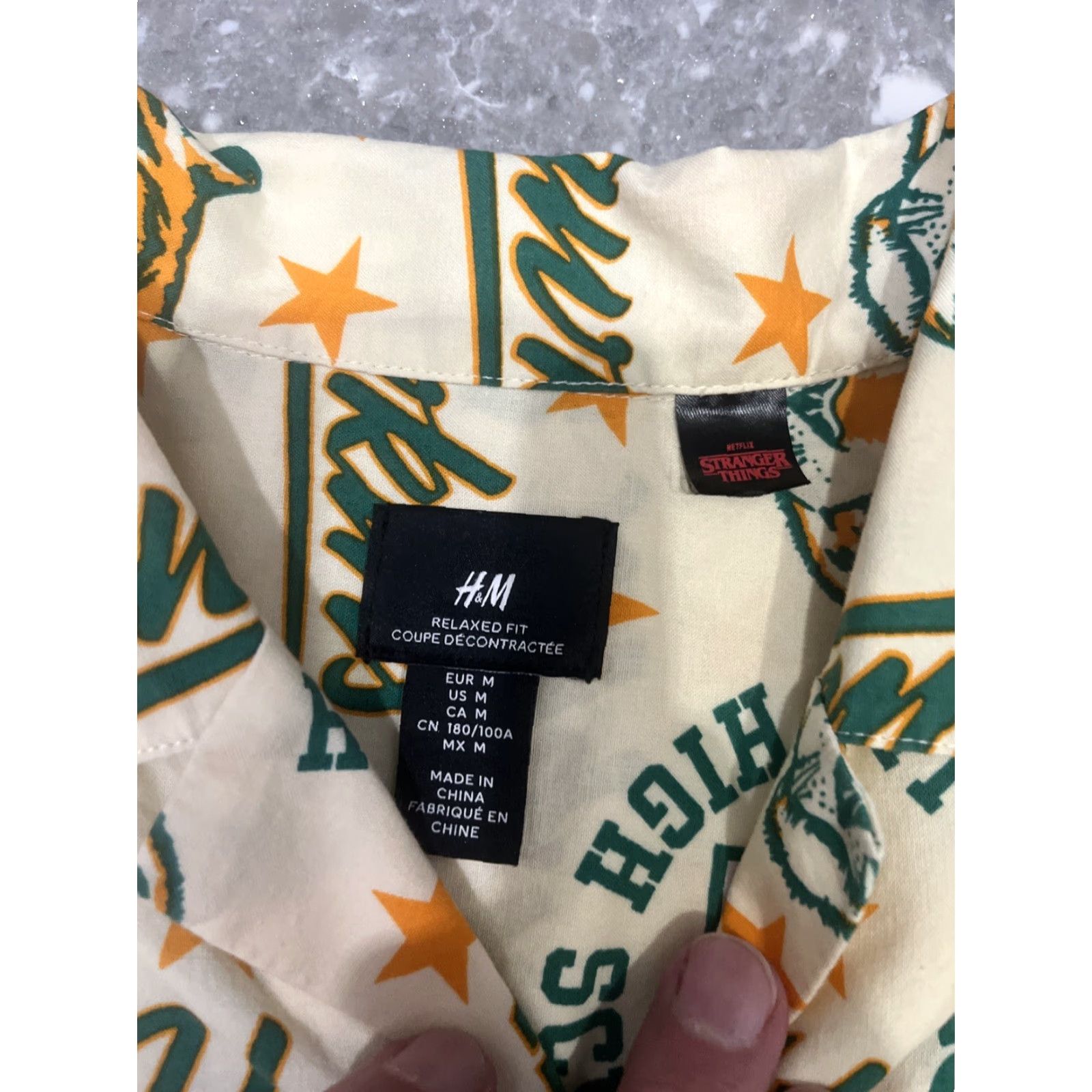 H&M H&M Stranger Things Shirt Tiger Hawaiian Yellow M Relaxed Shirt Short Sleeve Button-Up Mens Regular Medium Size US M / EU 48-50 / 2 - 3 Thumbnail