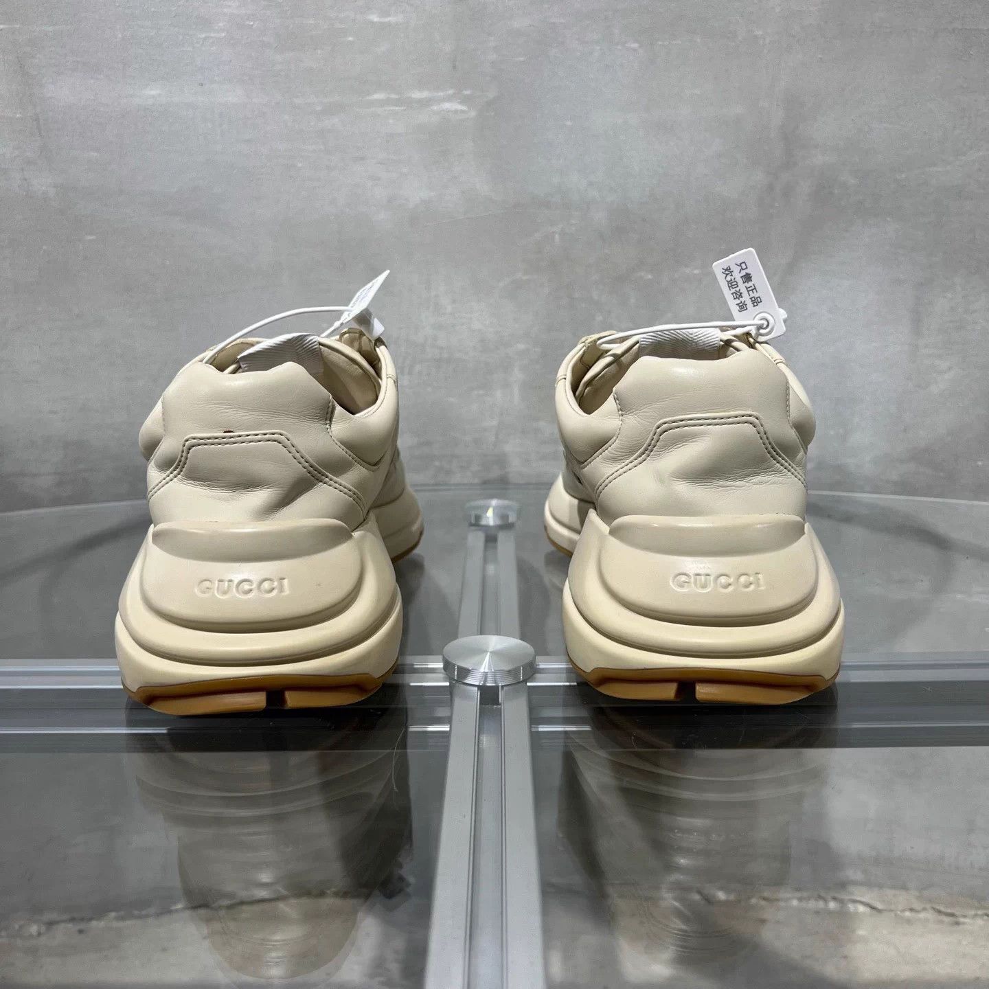 Gucci Gucci cream dad shoe 42 Size US 9 / EU 42 - 6 Thumbnail