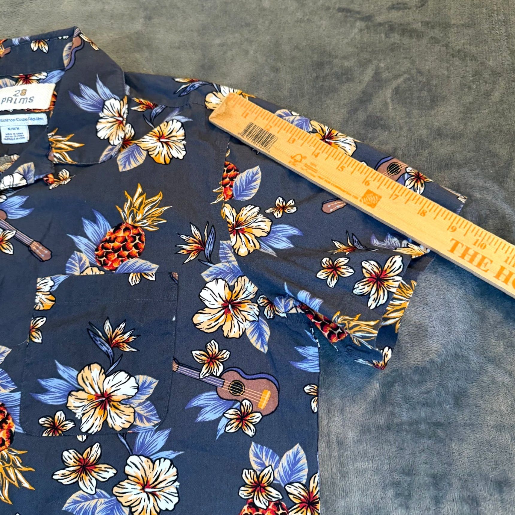 Vintage VINTAGE 28 Palms Hawaiian Shirt Mens M Navy Blue Floral Pineapple Ukulele Cotton Shirt Size US M / EU 48-50 / 2 - 7 Thumbnail