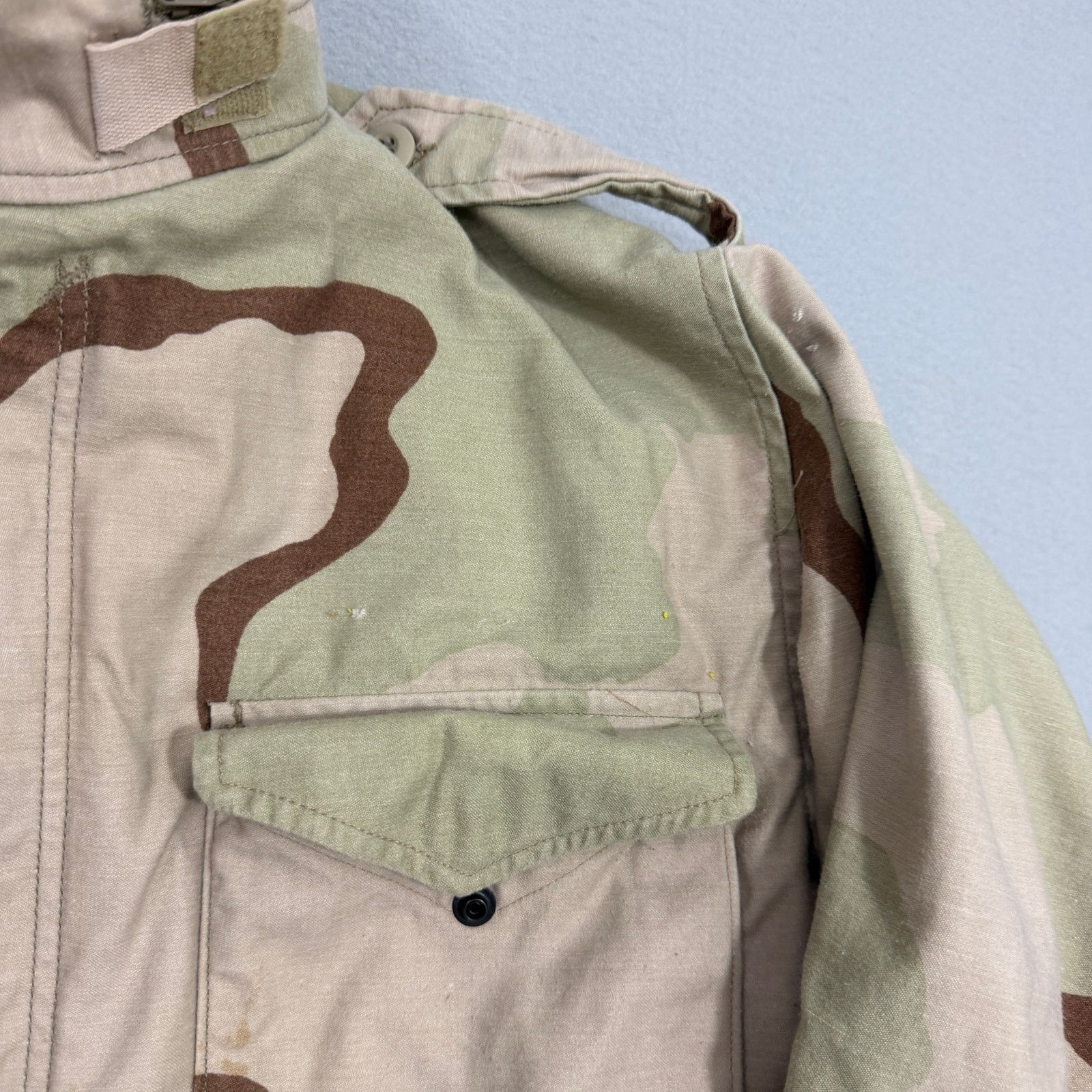 Vintage Vintage US Army M-65 Field Jacket Men's Large Desert Camo Size US L / EU 52-54 / 3 - 6 Thumbnail