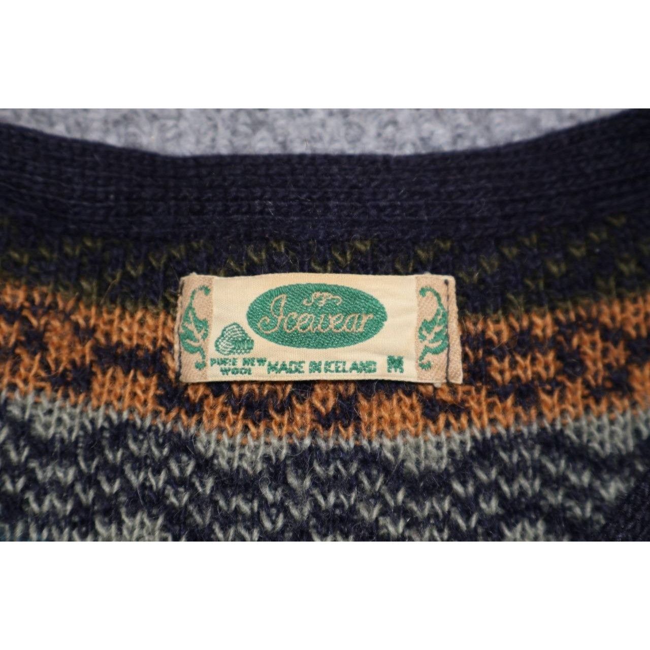 Vintage Vintage Icewear Wool Cardigan Sweater Wood Button Size M Size US M / EU 48-50 / 2 - 3 Thumbnail