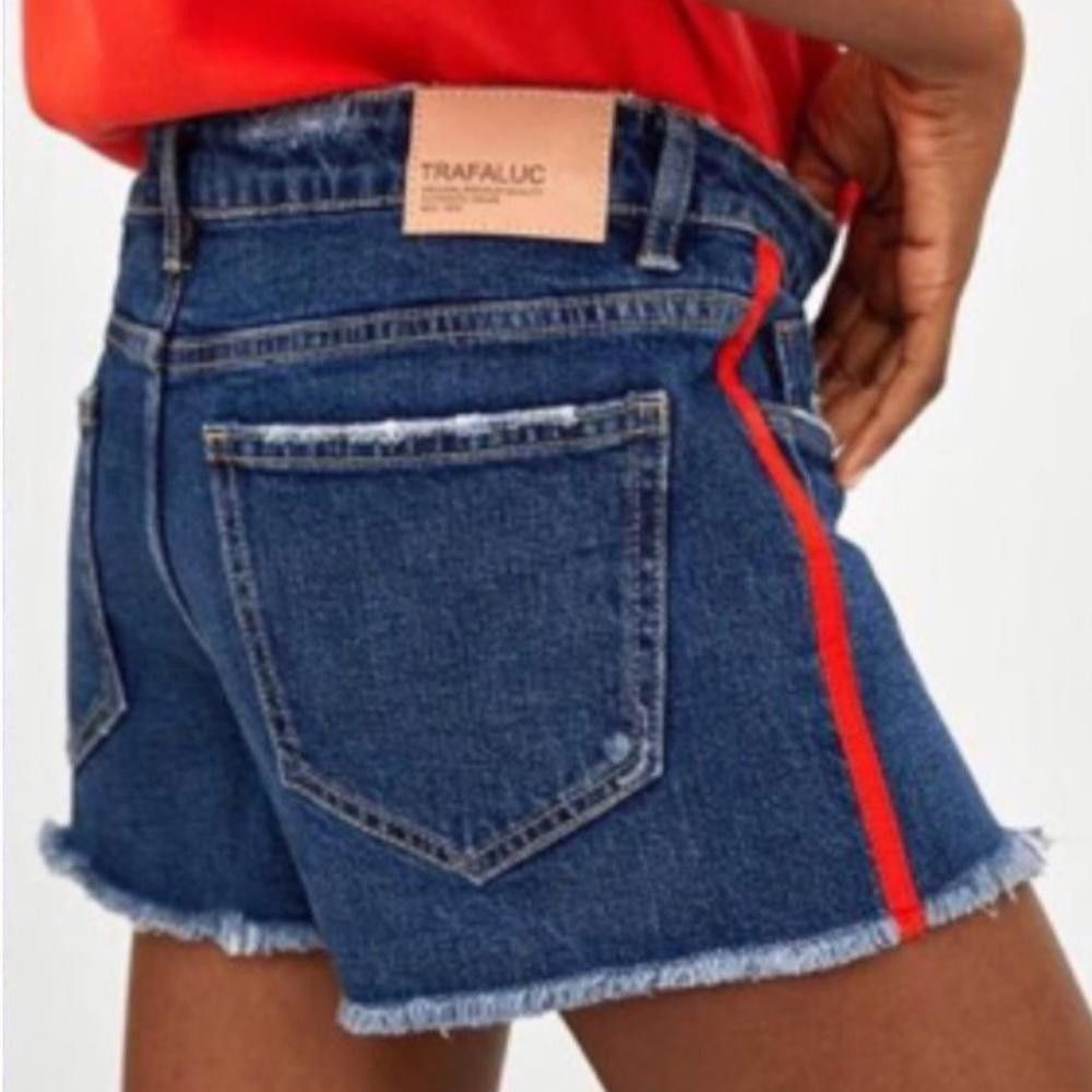 Zara Zara l Cutoff Denim Shorts W/ Red Stripe Size 4 Size 27" / US 4 / IT 40 - 1 Thumbnail