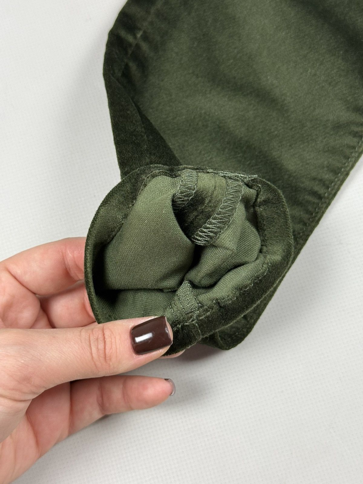 Amiri BNWT Amiri Skinny Stack Military Green Velour Pants Trousers Size 25" / US 0 / IT 36 - 9 Thumbnail