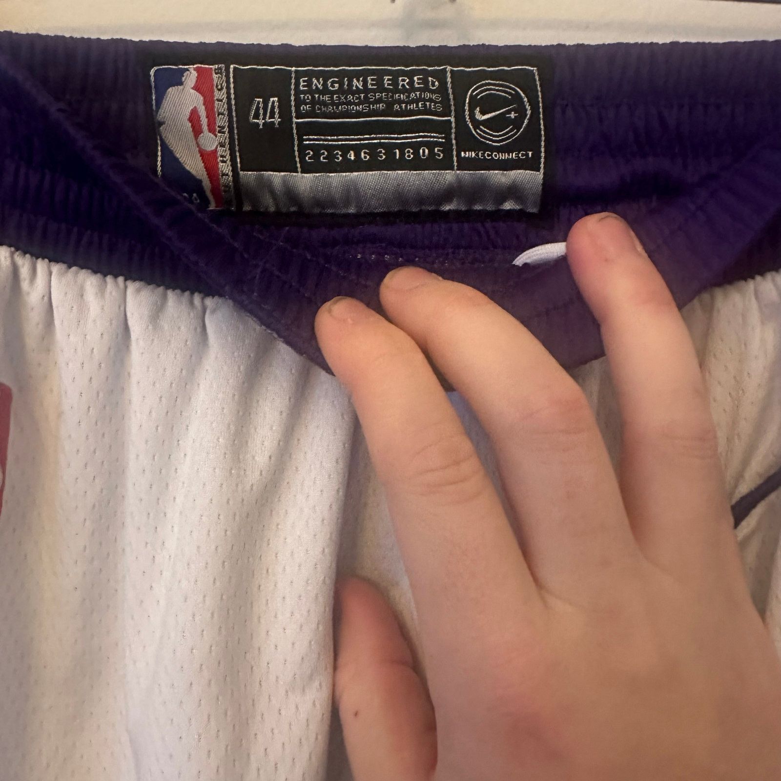 Nike Nike Los Angeles Lakers NBA 2020 Swingman Shorts Men size M Size US 30 / EU 46 - 4 Thumbnail