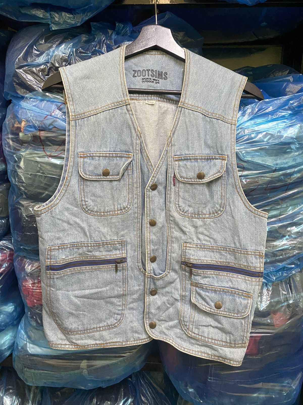 Vintage Vintage Zootsims Outdoor Sport Denim Utility Vest Light Blue Size US M / EU 48-50 / 2 - 3 Thumbnail