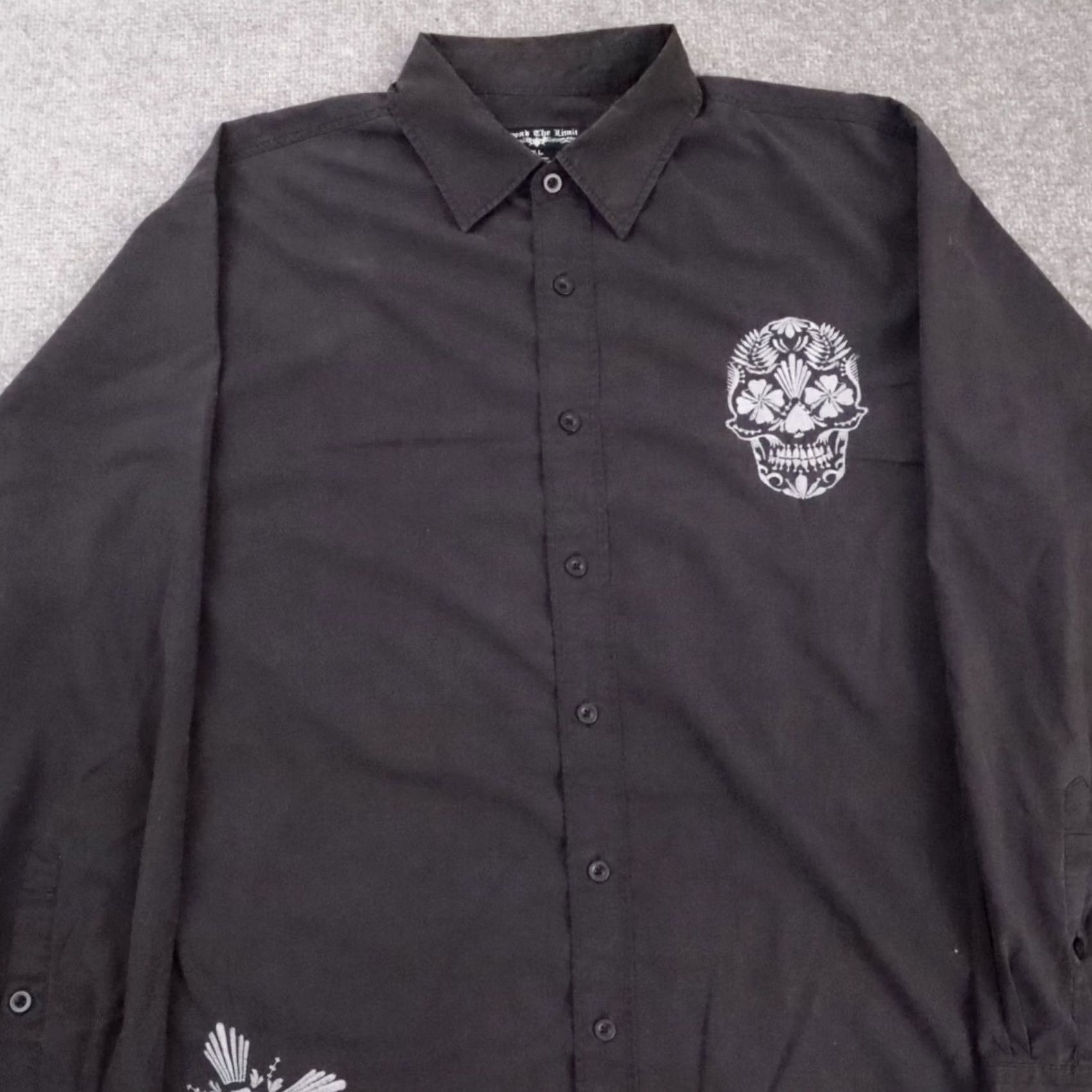 Vintage VINTAGE Beyond the Limit Skull Black Long Sleeve Collared Button Shirt XL Mens Size US XL / EU 56 / 4 - 5 Thumbnail