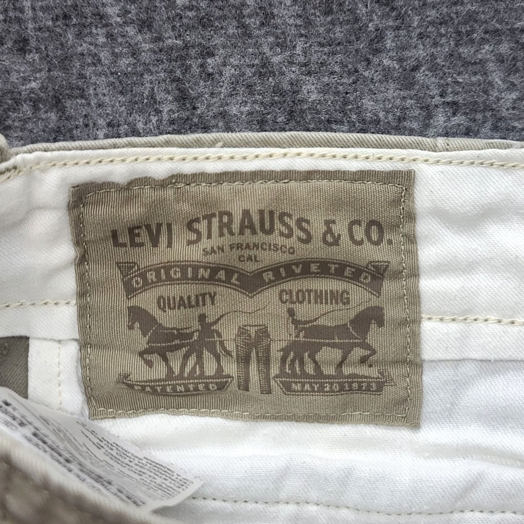 Levi's Levi's Cargo Shorts Mens 38 Relaxed Fit 11" Inseam Beige Cotton Cargo Pocket 90s Outdoor Mens Size US 38 / EU 54 - 2 Thumbnail