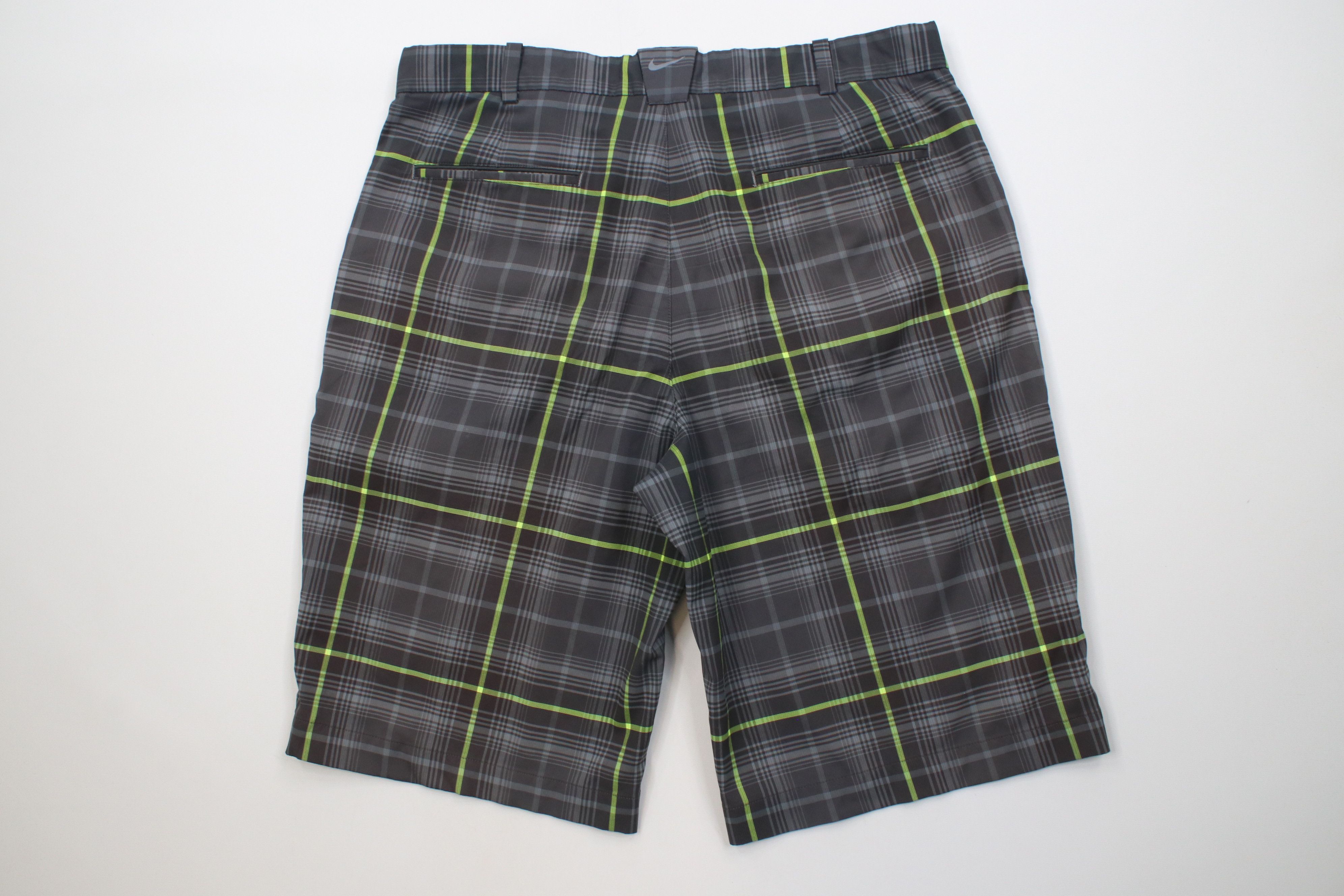 Nike Nike Golf Tech Golfing Chino Shorts Gray Plaid Polyester Size US 34 / EU 50 - 8 Thumbnail