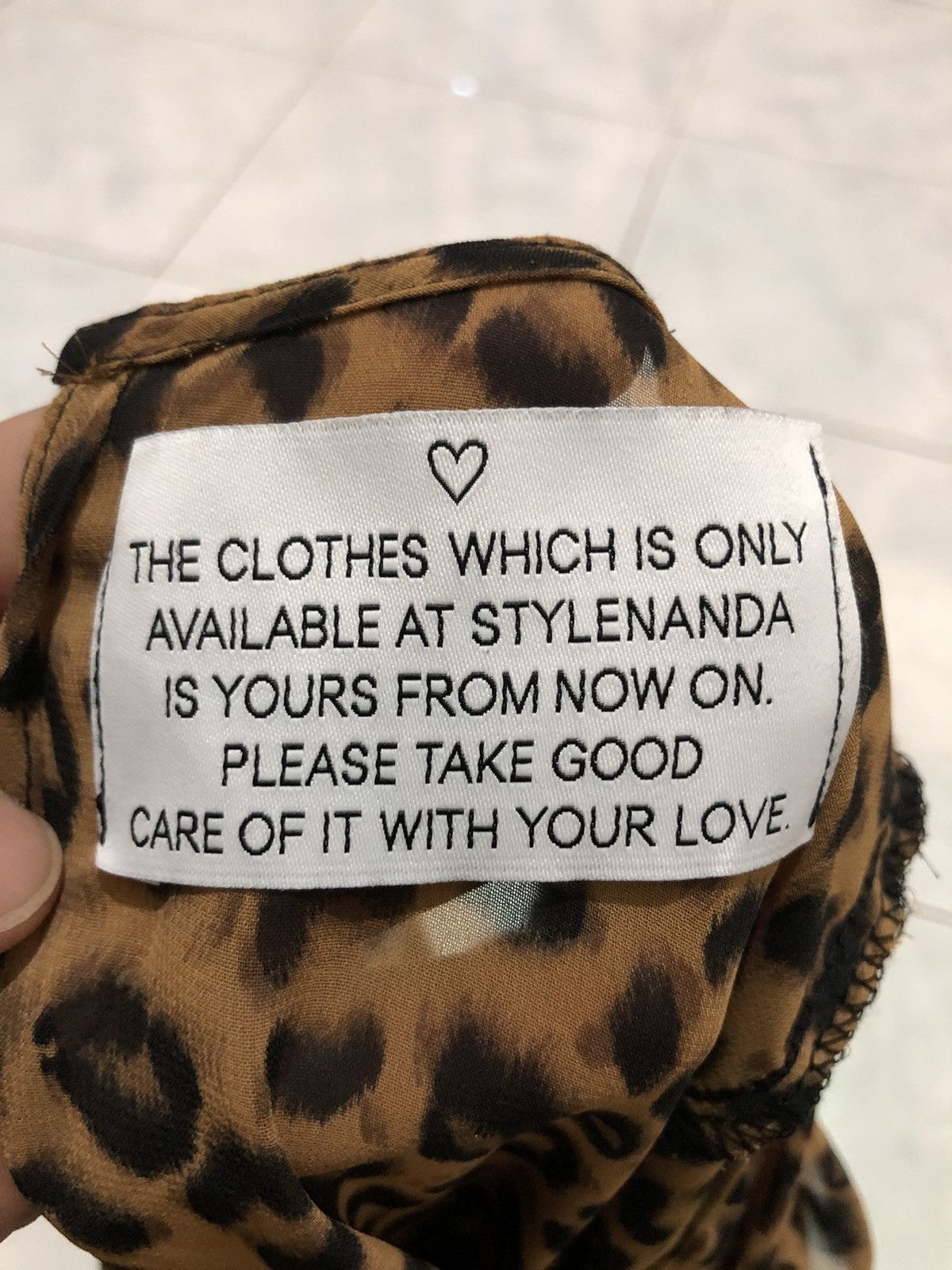 If Six Was Nine Style Nanda Leopard Blouse Asian Style Korean & Japanese Size ONE SIZE - 9 Thumbnail