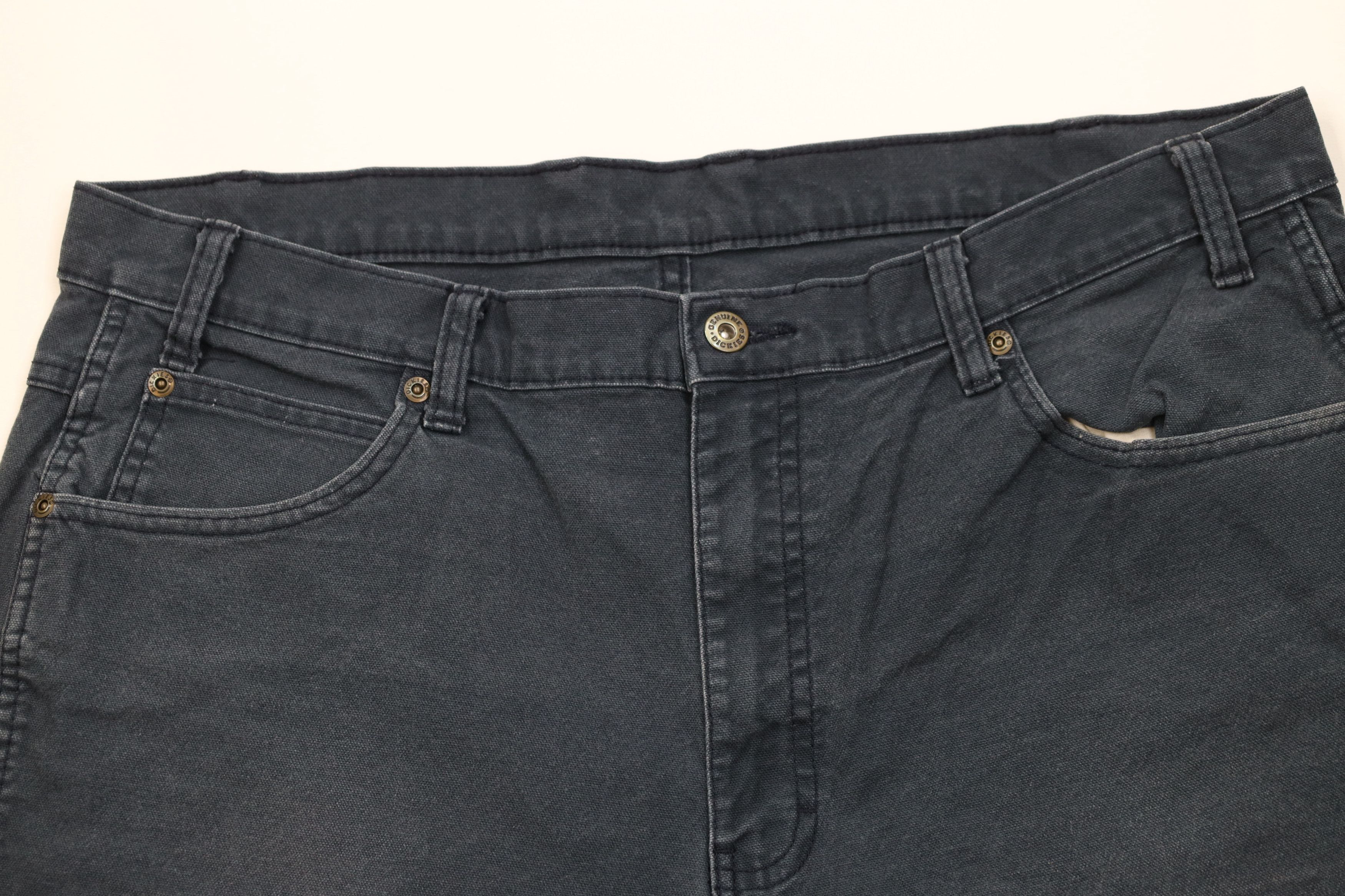Dickies Vintage Y2K Dickies Sun Faded Canvas Shorts Dark Blue Size US 38 / EU 54 - 2 Thumbnail