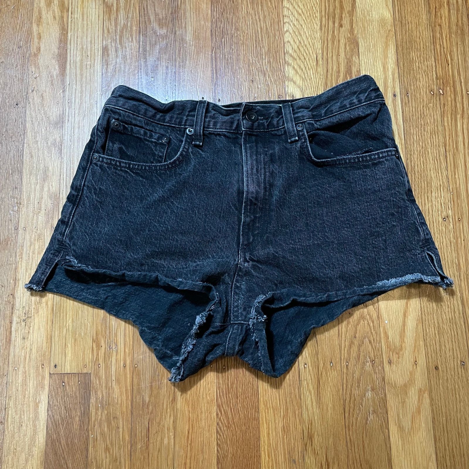 Rag & Bone Rag and Bone Cutoff Denim Shorts - Size 28 Size 28" / US 6 / IT 42 - 2 Thumbnail