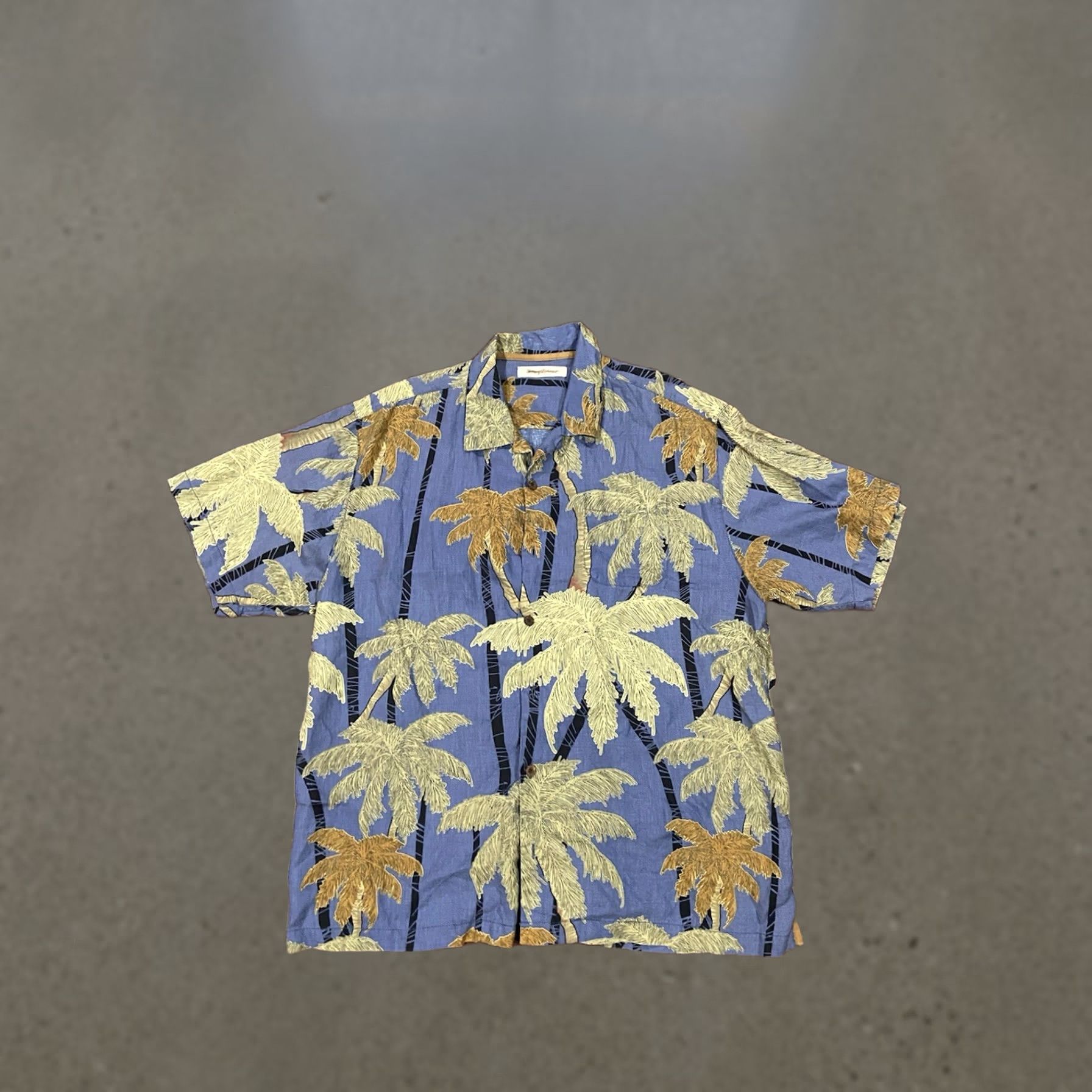 Tommy Bahama Tommy Bahama Shirt Men XL Green Linen Short Sleeve Hawaiian Palm Tree Button-Up Xl Regular Casual Vintage? Size US XL / EU 56 / 4 - 1 Thumbnail
