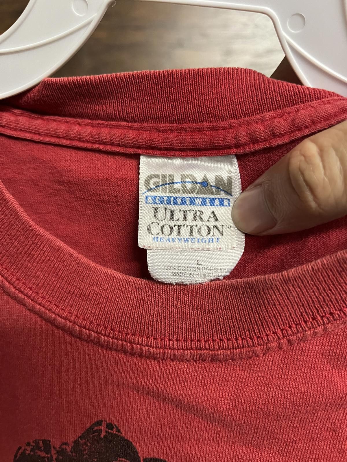 Gildan VTG Mustang Ranch Est 1955 T-shirt - Faded Red Shirt - L Size US L / EU 52-54 / 3 - 2 Thumbnail