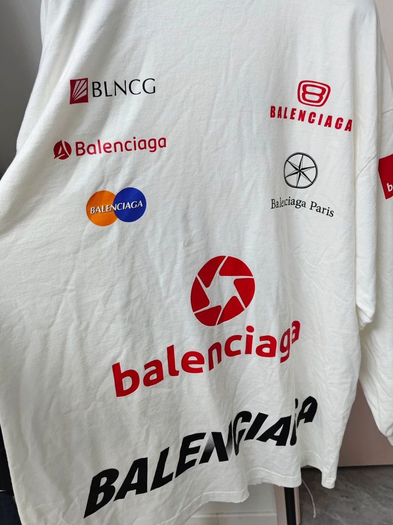 Balenciaga Balenciaga Racing monogram logo print sport long sleeve 250 Size US M / EU 48-50 / 2 - 3 Thumbnail