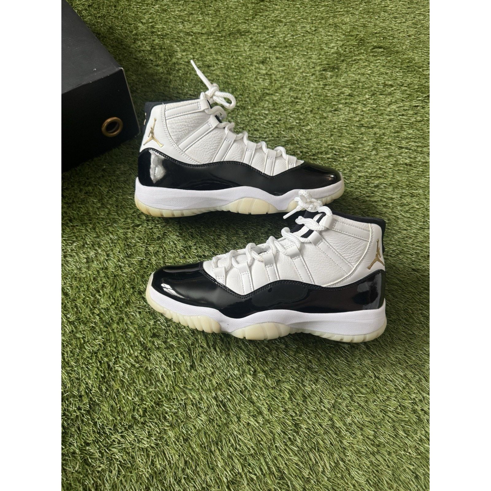 Jordan 11 Retro Mid Gratitude / Defining Moments Size 8.5 Lightly Used SHOP LINK ?? https://de.afew-store.com/products/air-jordan  main image 3