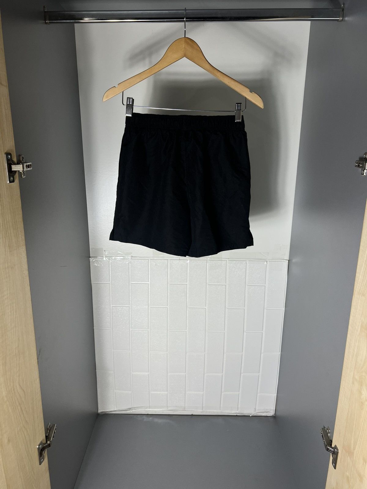 Nike VINTAGE NIKE RUNNING RETRO DRILL SWOOSH SHORTS CASUAL 90s Size US 30 / EU 46 - 10 Thumbnail
