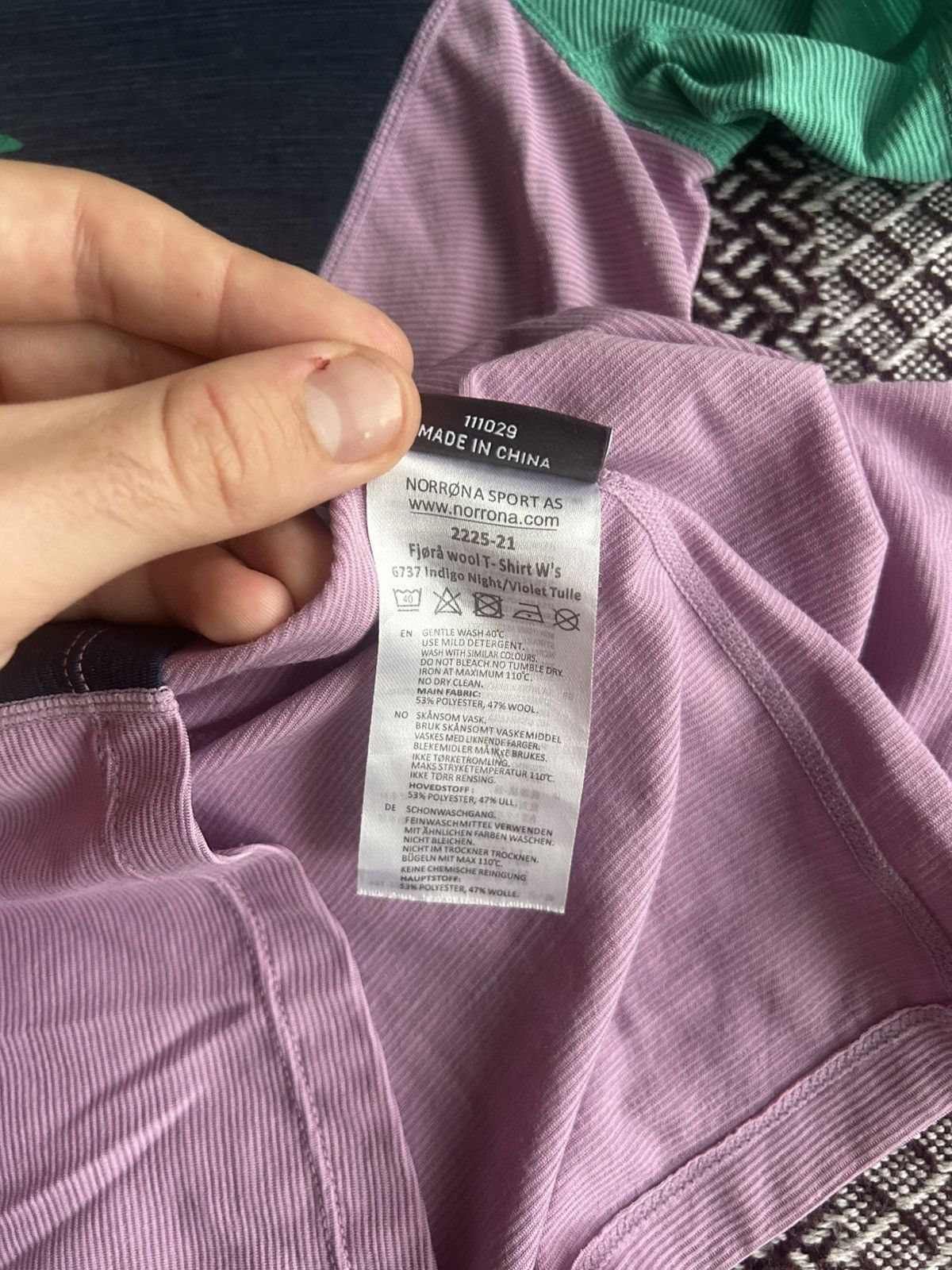 Norrona Norrona Polyester & Wool Women T-shirt Outdoor Style Sz XS Size XS / US 0-2 / IT 36-38 - 9 Thumbnail