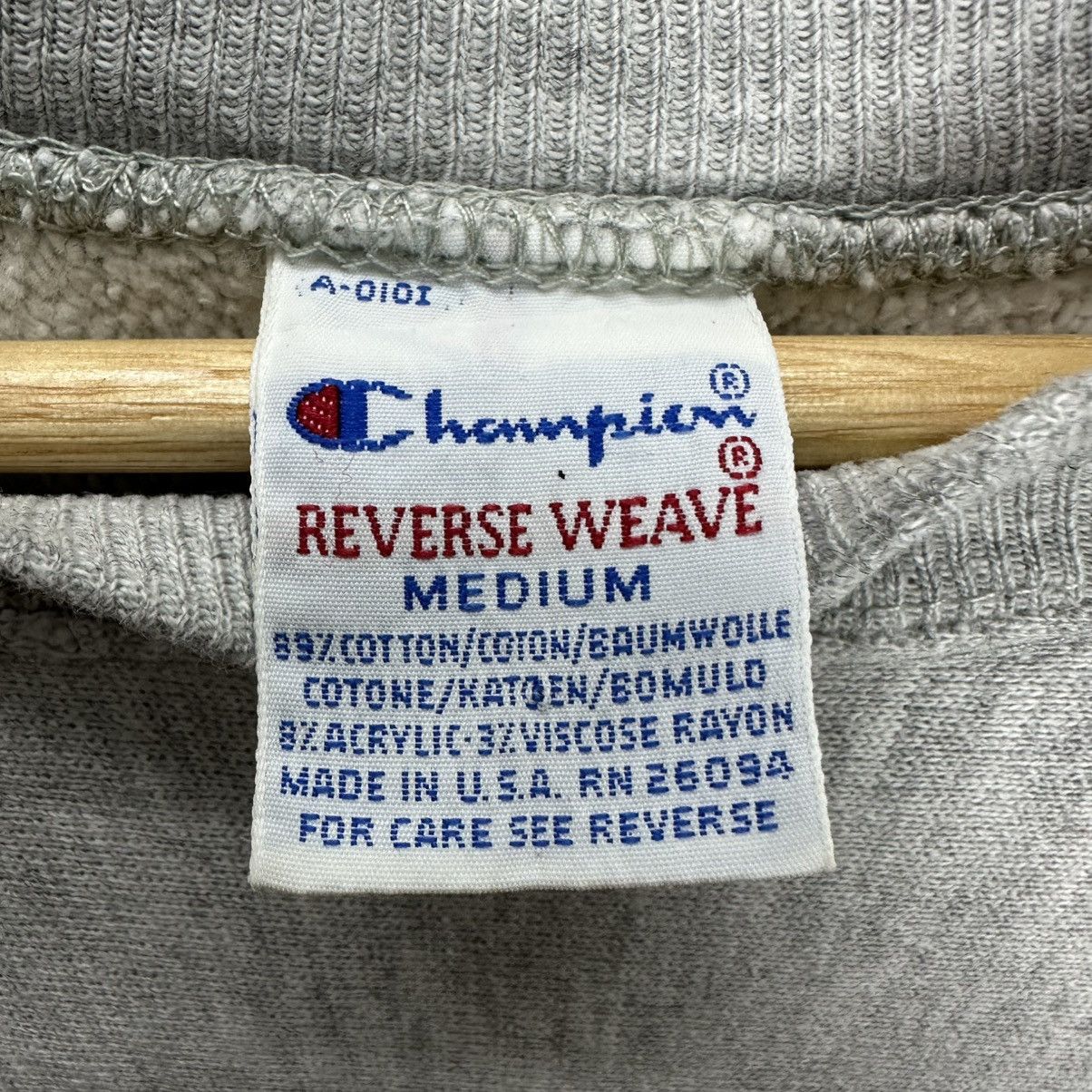 Champion VINTAGE 90s CHAMPION REVERSE WEAVE SWEATSHIRT Size US M / EU 48-50 / 2 - 5 Thumbnail