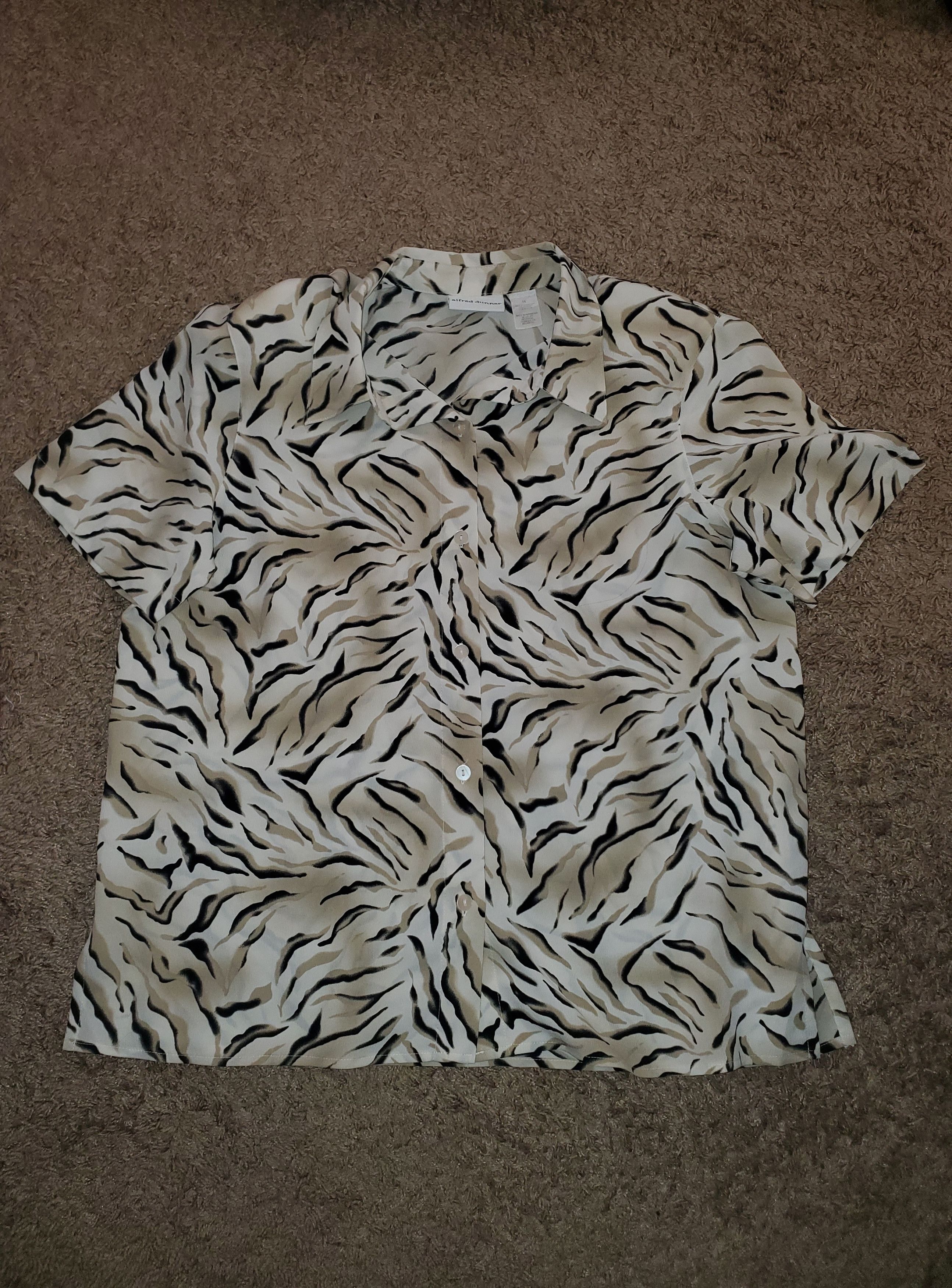 Other Alfred Dunner zebra print blouse - size 14 Size XL / US 12-14 / IT 48-50 - 1 Thumbnail