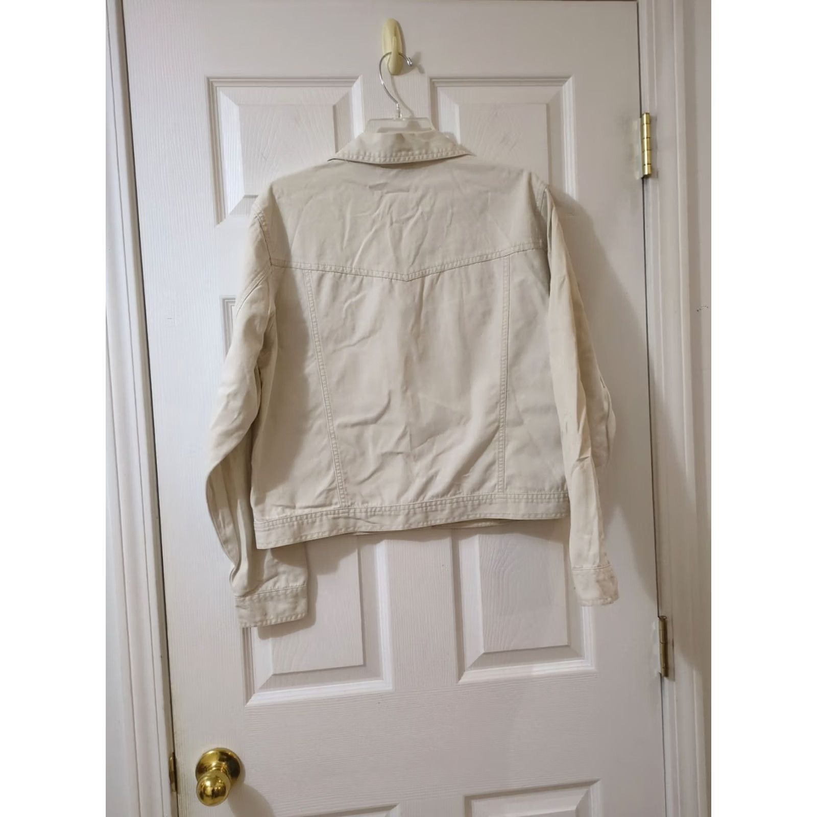 Bill Blass Bill Blass Jeanswear Jacket Womens M Cream Denim Pockets Cotton Ivory Casual Denim Jacket Mens Womens? Size 32" / US 10 / IT 46 - 5 Thumbnail