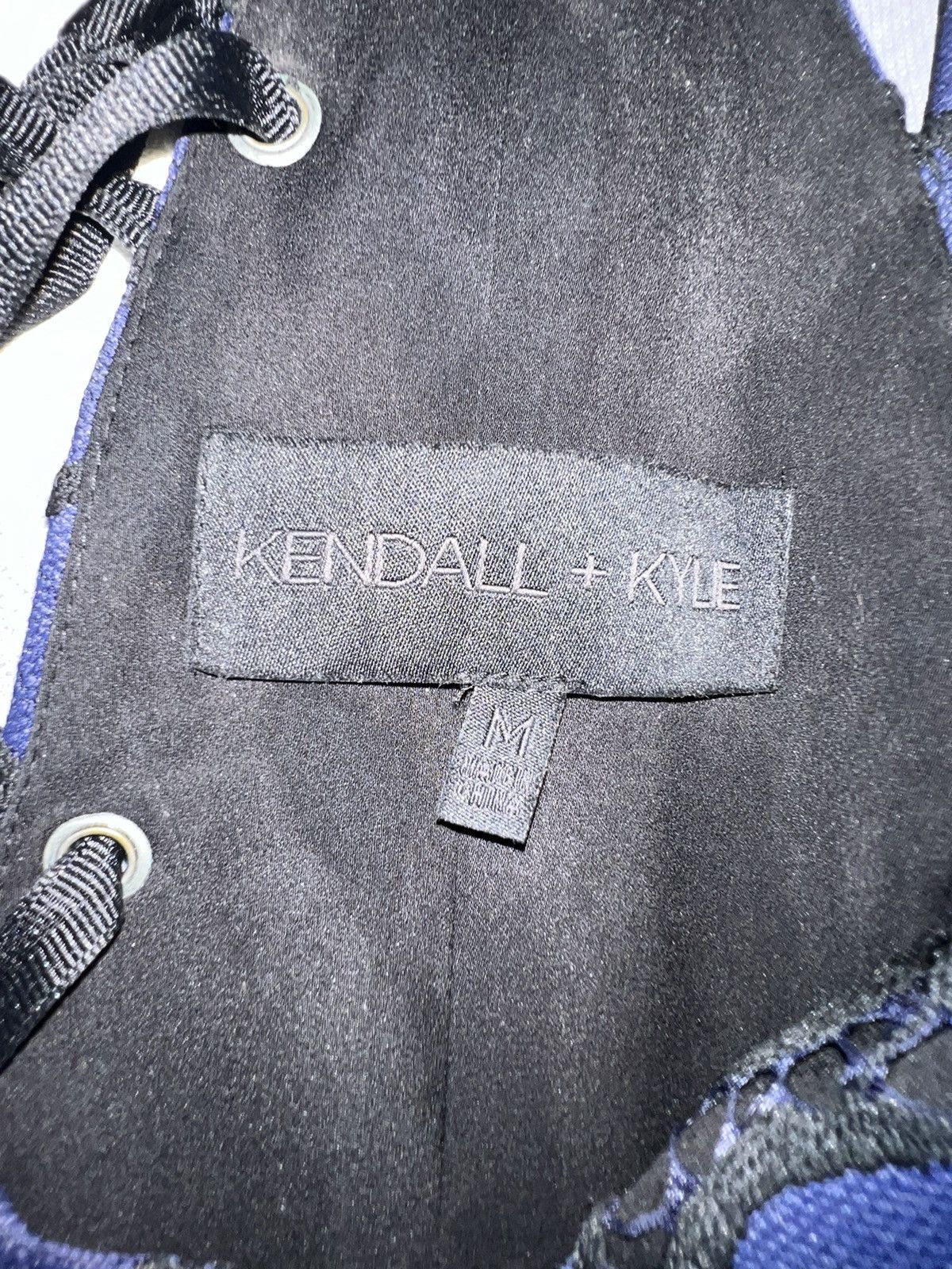 Kendall And Kylie Kendall + Kylie | Tiered Lace Dress Size M / US 6-8 / IT 42-44 - 5 Thumbnail