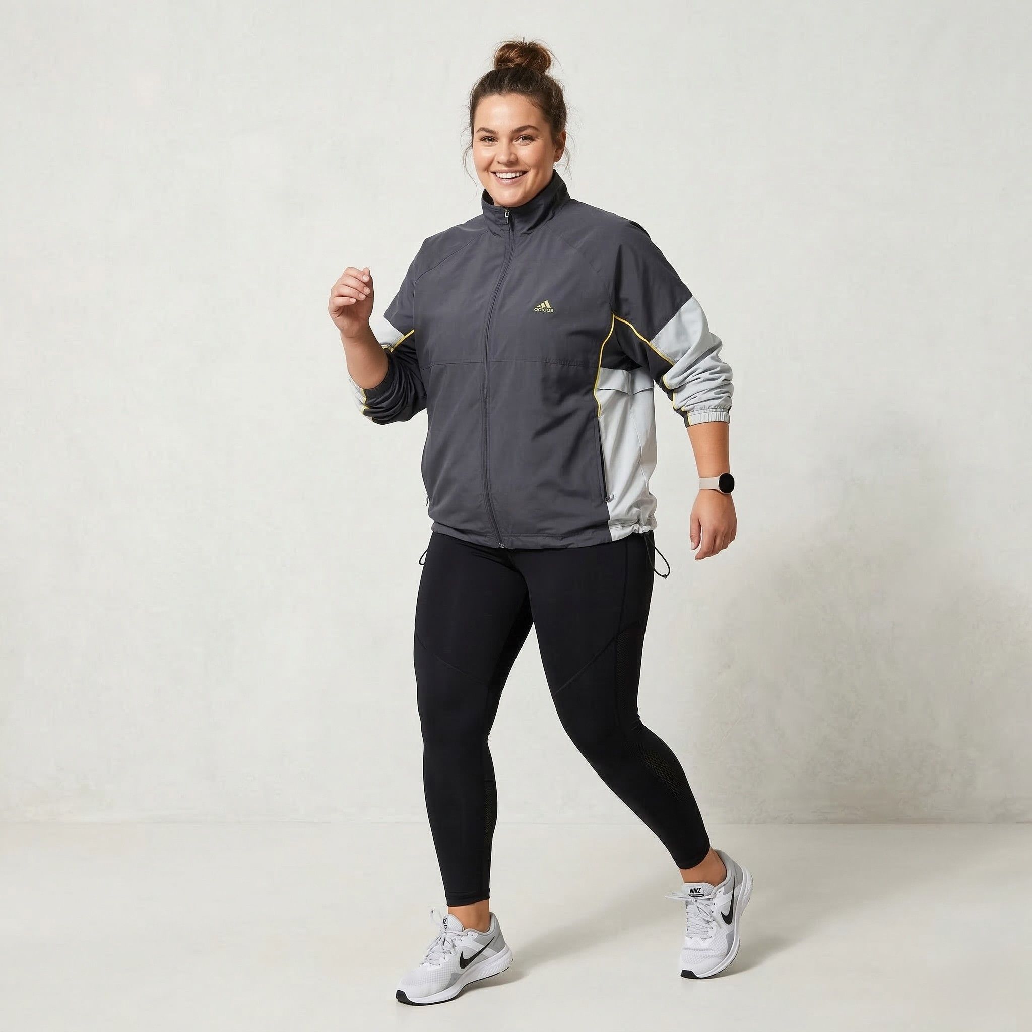 Adidas Adidas Women 20 XL Jacket Grey Vintage 1127 Size XL / US 12-14 / IT 48-50 - 1 Thumbnail