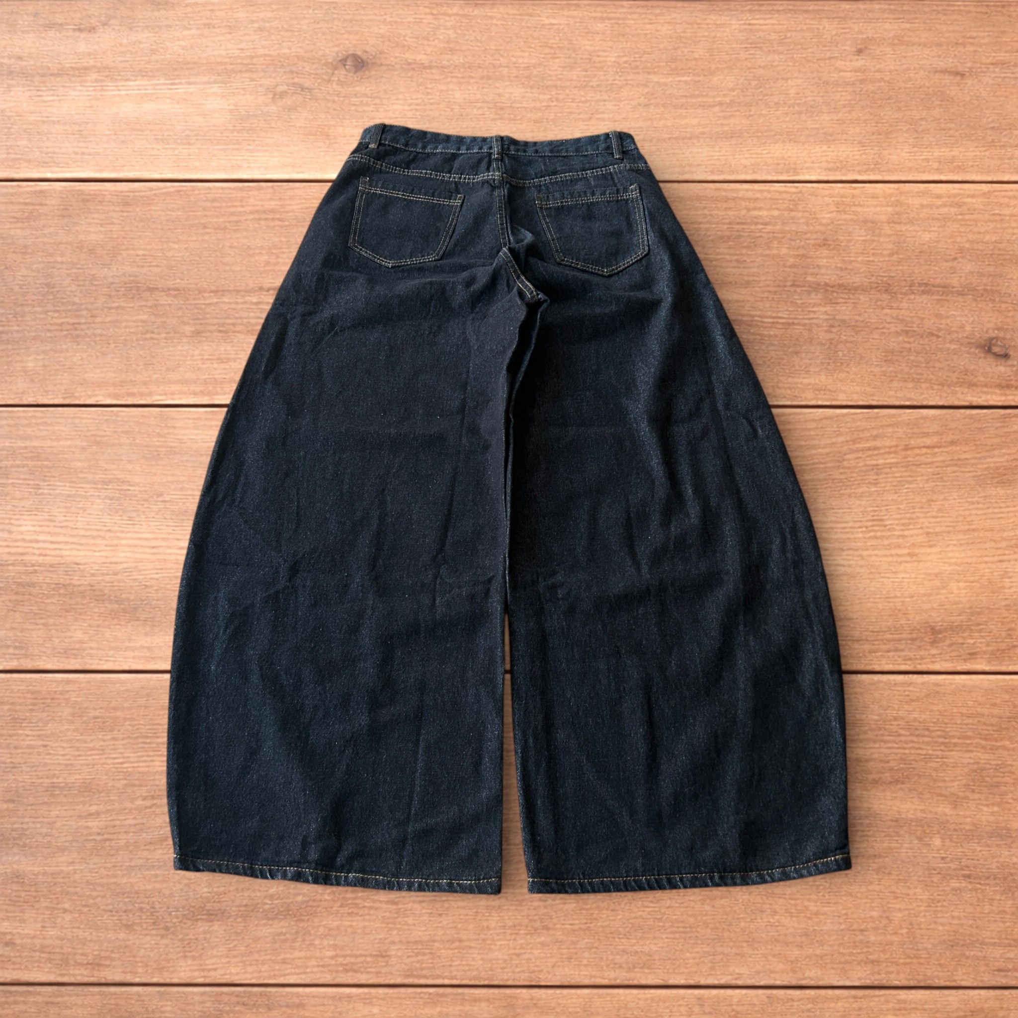 Japanese Brand Vintage style baggy wide leg Korean jeans in black. Size US 34 / EU 50 - 2 Thumbnail