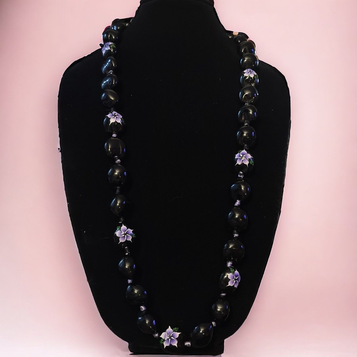 Other Hawaiian Kukui nut flower Lei necklace Size ONE SIZE - 1 Thumbnail