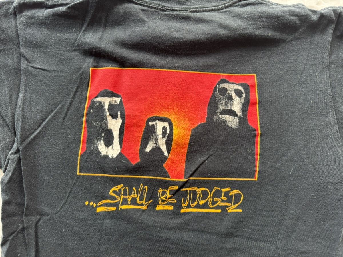 Band Tees Burn - shall be judged Size US M / EU 48-50 / 2 - 4 Thumbnail