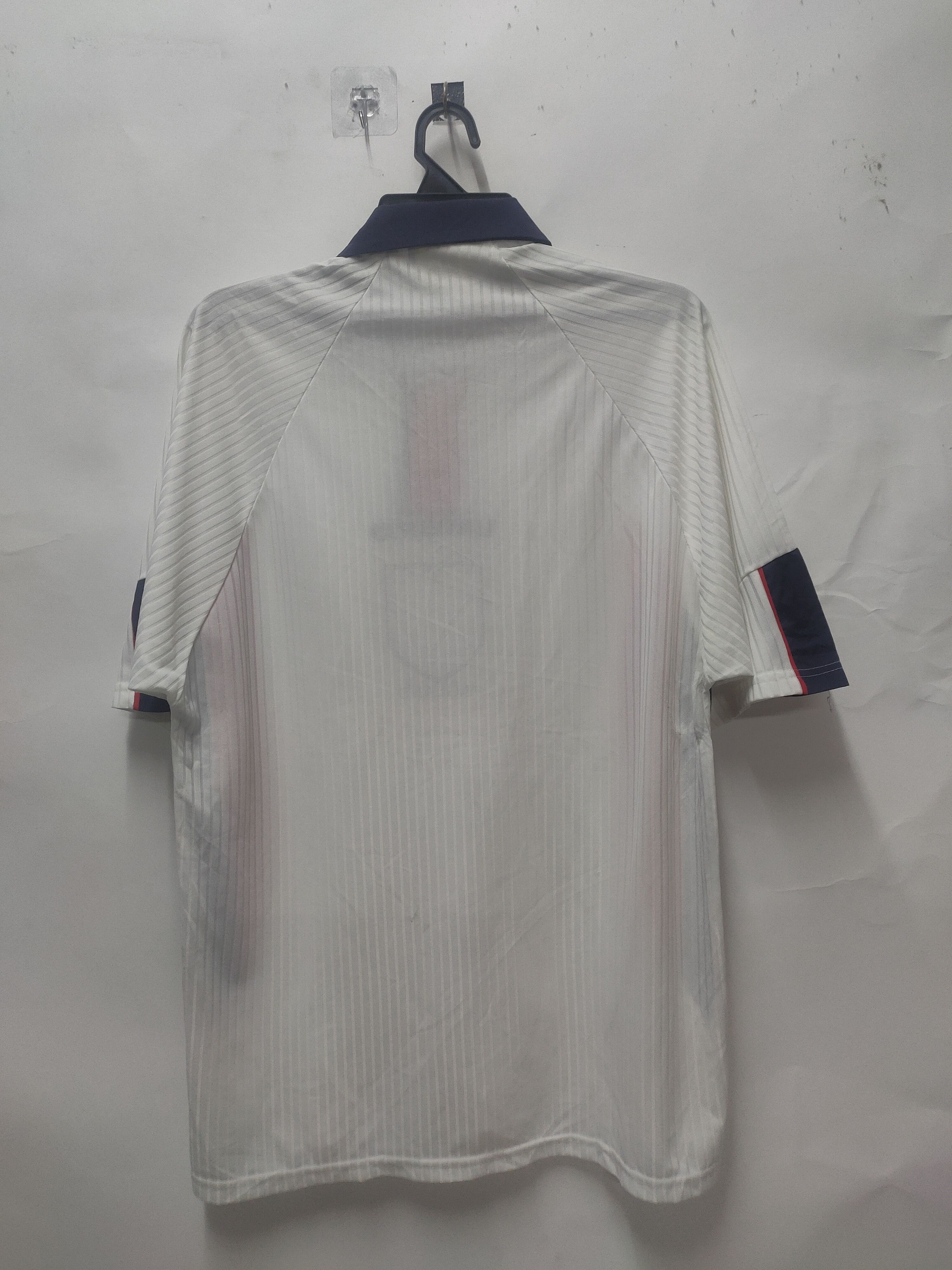 Vintage Vintage England 1998/99 Soccer Jersey Size US XL / EU 56 / 4 - 3 Thumbnail