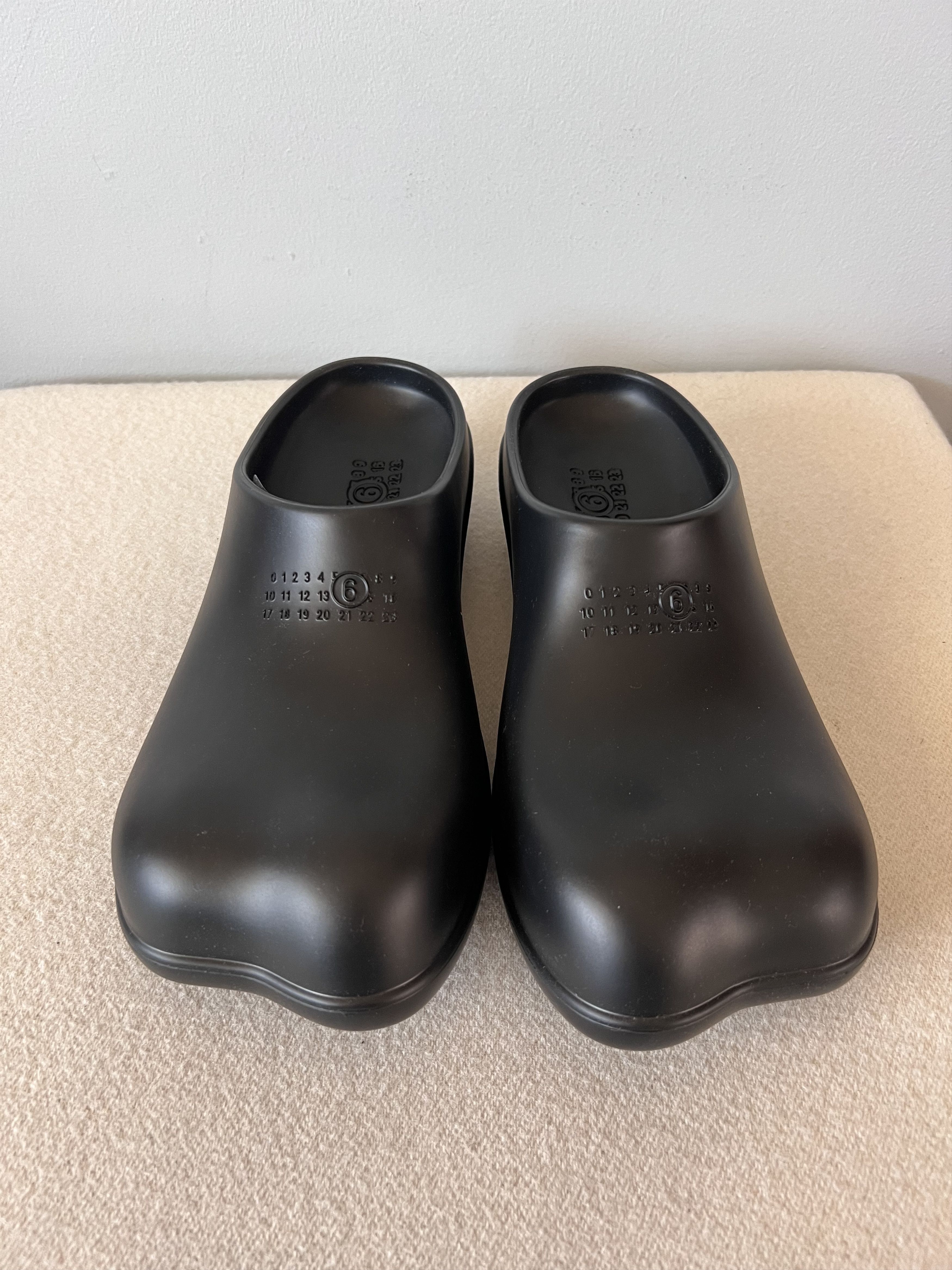 Maison Margiela MM6 Maison Margiela Anatomic EVA Clogs in Black Size US 11 / EU 44 - 4 Thumbnail