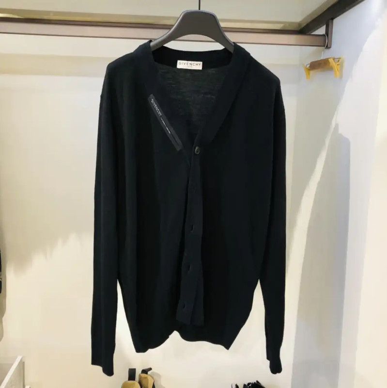 Givenchy Givenchy Black Wool Women's Cardigan 0089 Size M / US 6-8 / IT 42-44 - 1 Thumbnail