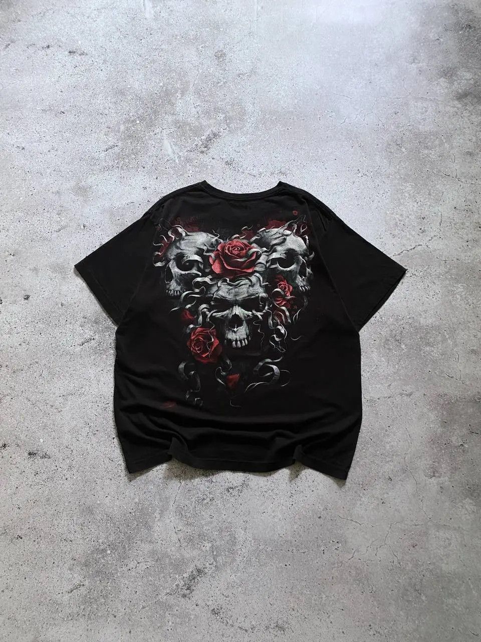 Other VINTAGE SPIRAL OVER PRINT SKULL LOGO T SHIRT Size US XL / EU 56 / 4 - 2 Thumbnail