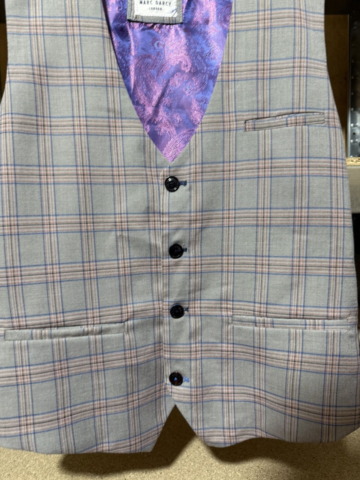 Designer Rare Marc Darcy London Grey Suit Grey And Violet Vest Size 38S - 4 Thumbnail
