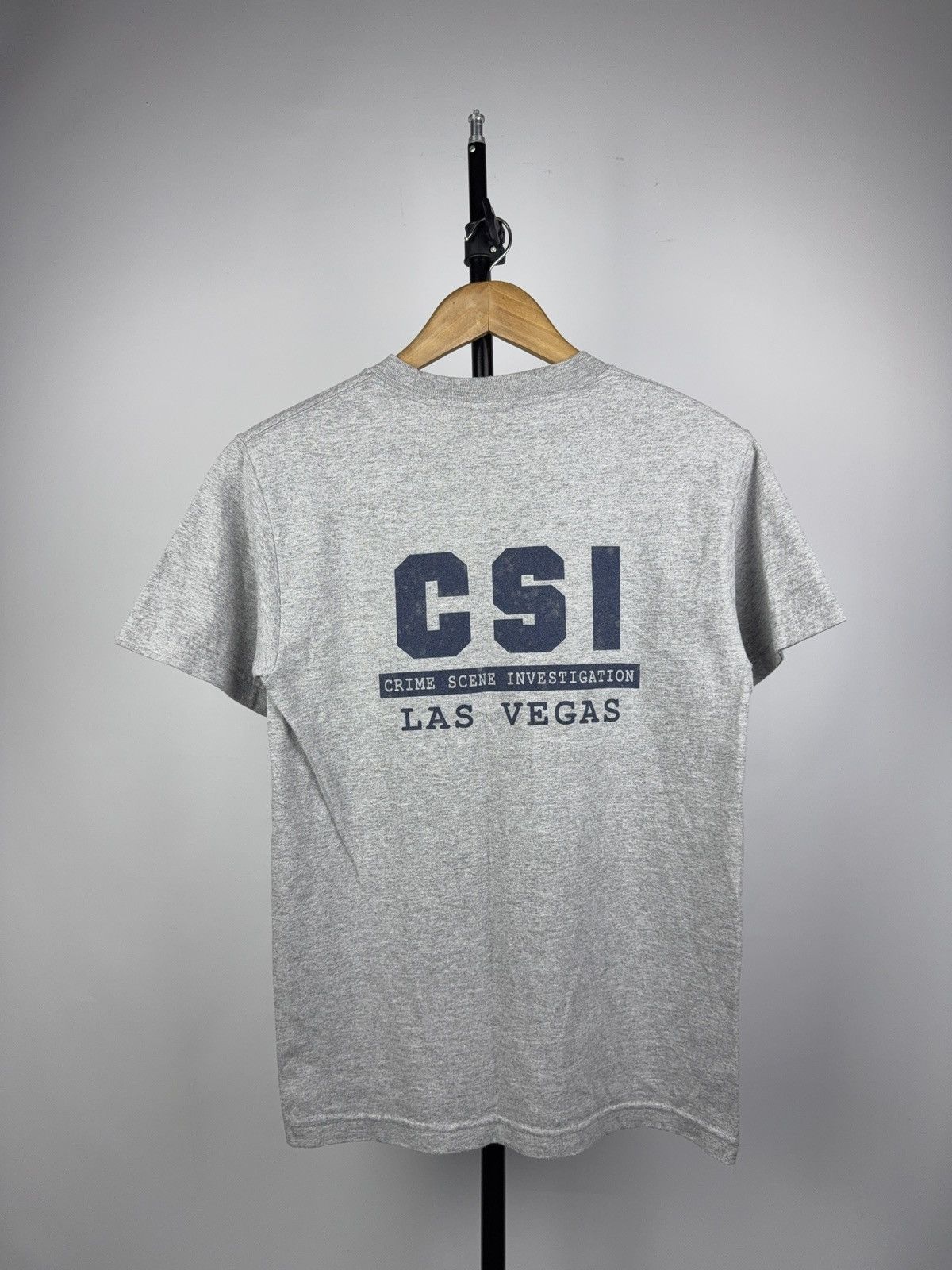 Vintage Vintage CSI Las Vegas TV Show Promo Gray 2000s Tee Shirt Size US S / EU 44-46 / 1 - 1 Thumbnail