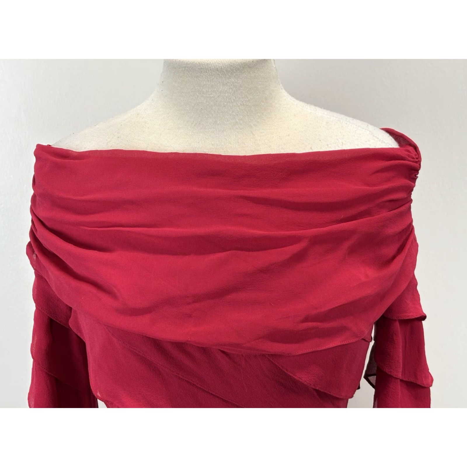 Tadashi Shoji Tadashi Shoji 100% Silk Blouse Top Women’s 6 Red Off Shoulder Tiered Ethereal Blouse Size M / US 6-8 / IT 42-44 - 5 Thumbnail