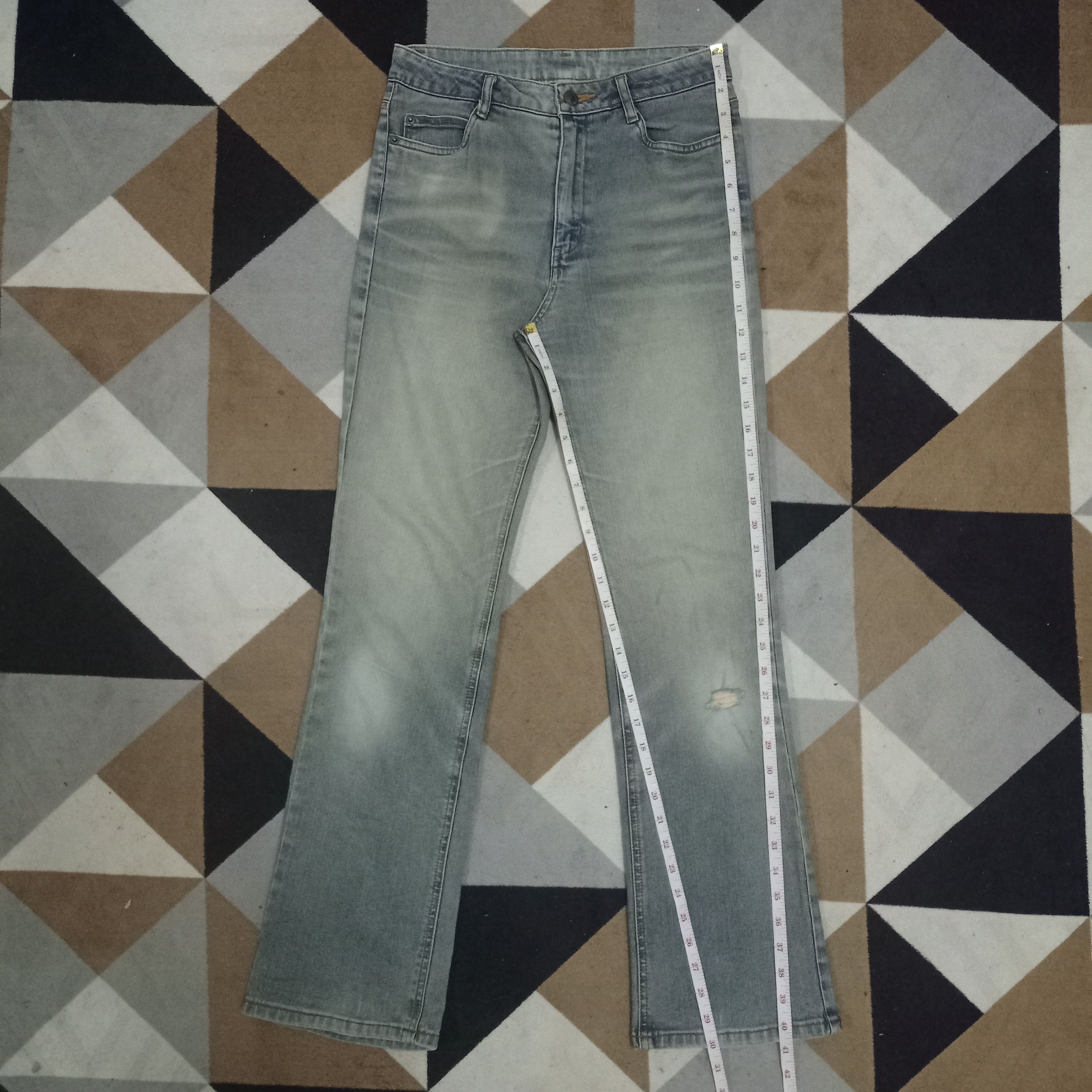 Japanese Brand Vintage Japanese Brand Faded Style Distressed Flare Jeans Size US 28 / EU 44 - 9 Thumbnail