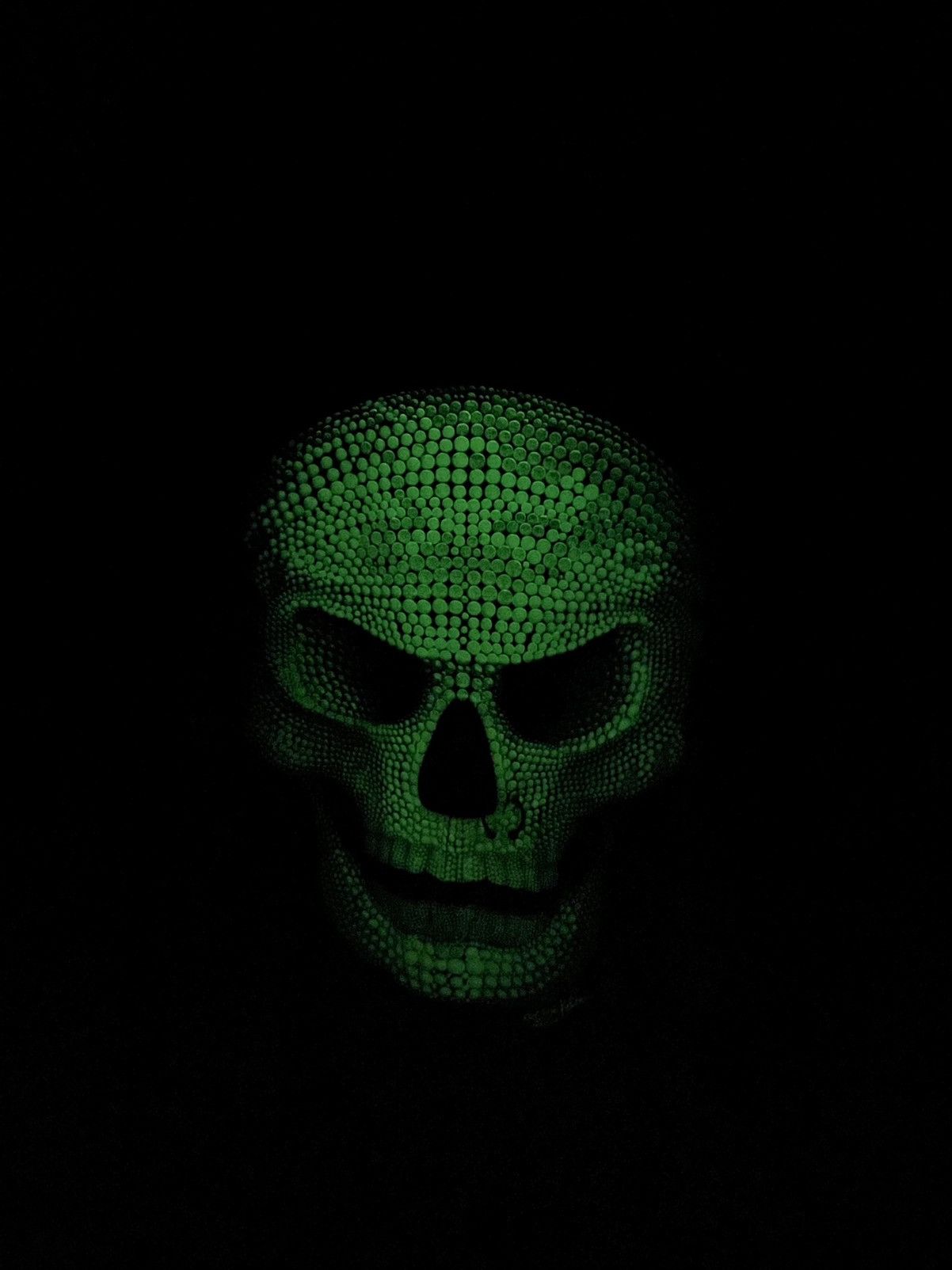 Vintage Vintage Rock Chang Skull Bright in the Dark T-Shirt Y2K Rare Size US L / EU 52-54 / 3 - 8 Thumbnail