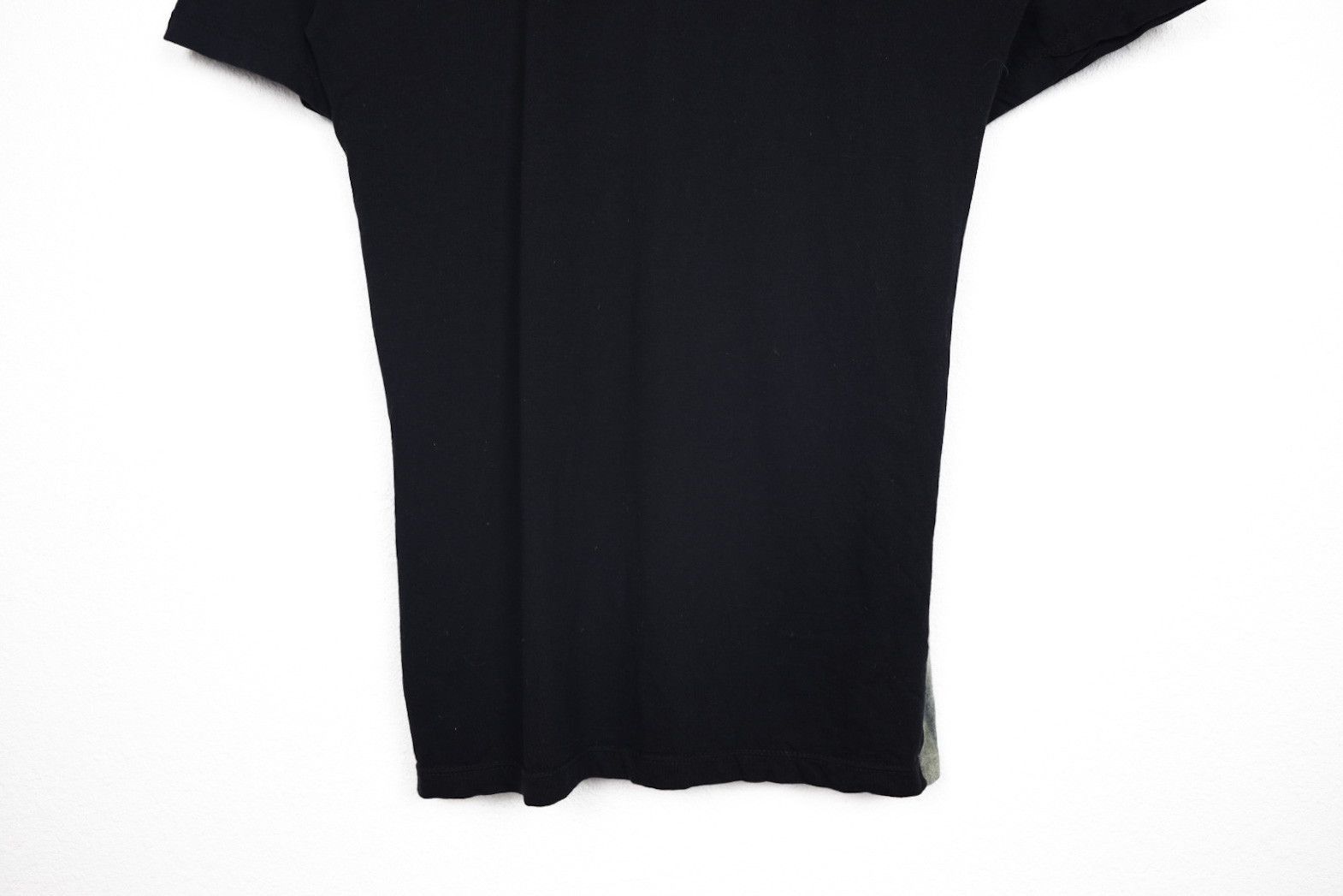 MoMA The Metropolitan Museum of Art New York Graphic 3D Tee Size US S / EU 44-46 / 1 - 9 Thumbnail