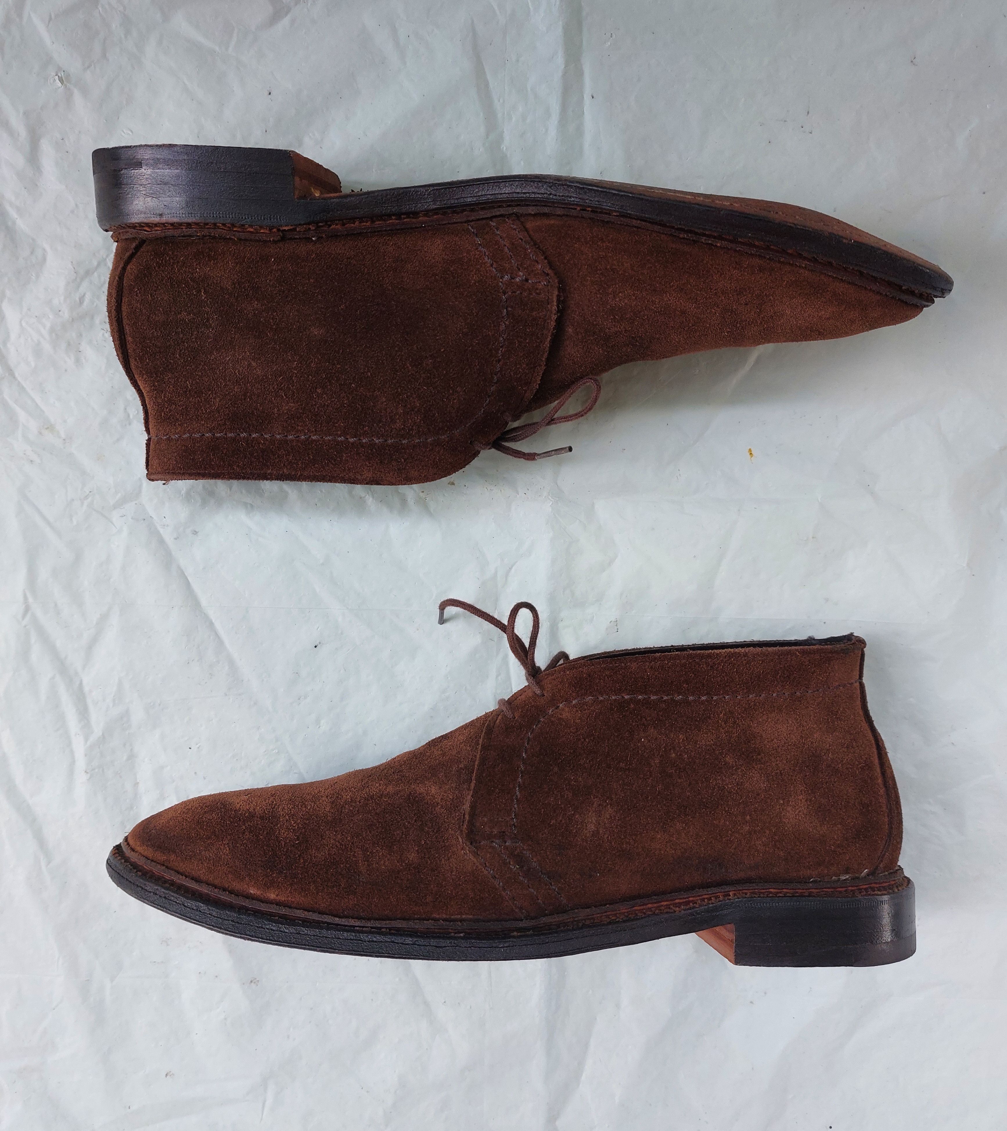 image of Alden Men's 1492 Unlined Chukka Boots Flex Welt Brown Suede (Size 10.5)