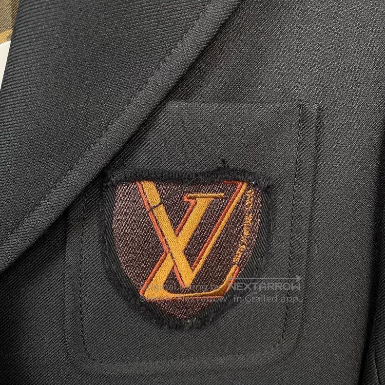 Louis Vuitton Louis Vuitton Black blazer Size XS / US 0-2 / IT 36-38 - 3 Thumbnail