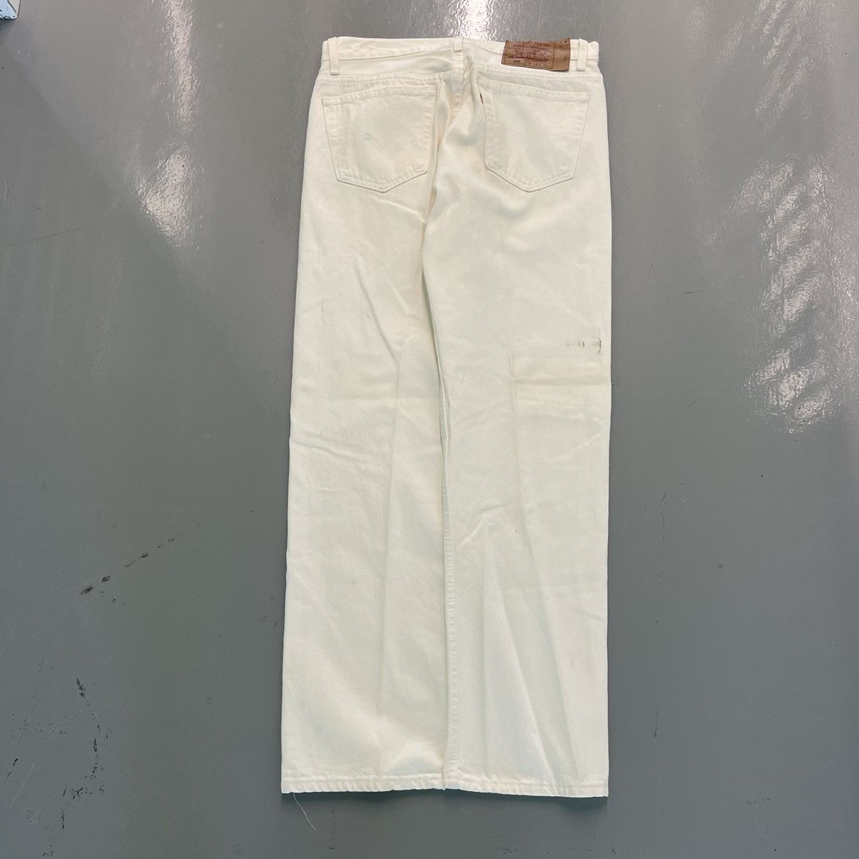 Levi's × Vintage Crazy vintage 90’s Levi’s 501 white essential jeans skater Size US 32 / EU 48 - 1 Thumbnail