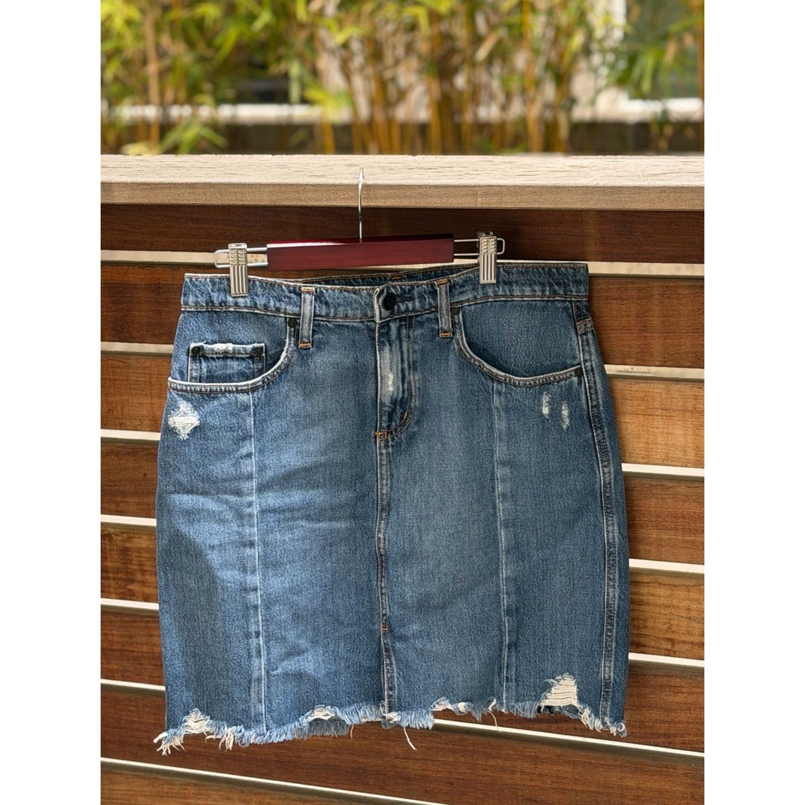 Nobody Denim Authentic Nobody Denim Distressed Jean Mini Skirt Size 29 Size 29" - 1 Thumbnail