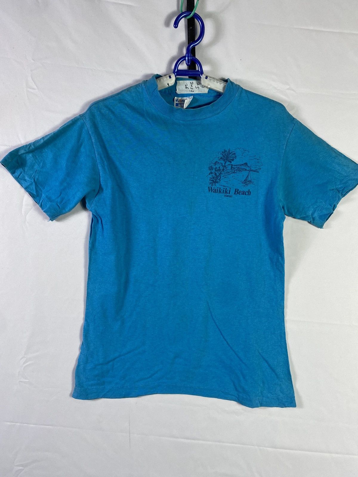 Hanes Vintage HANES waikiki beach HAWAII TEE Size s Size US S / EU 44-46 / 1 - 1 Thumbnail