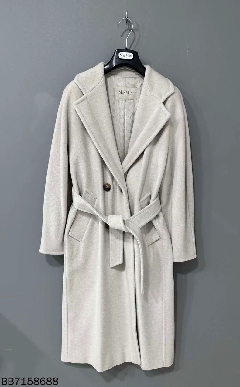 Max Mara MaxMara Long Coat with Belted Waist Size XS / US 0-2 / IT 36-38 - 1 Thumbnail