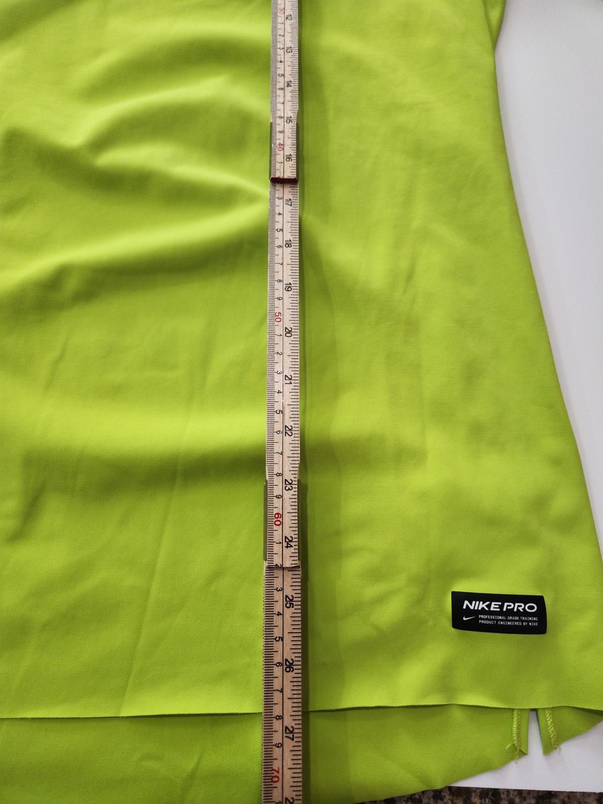 Nike Nike Pro Dri-Fit Mens Long-Sleeve Training Green Size Medium Size US M / EU 48-50 / 2 - 4 Thumbnail